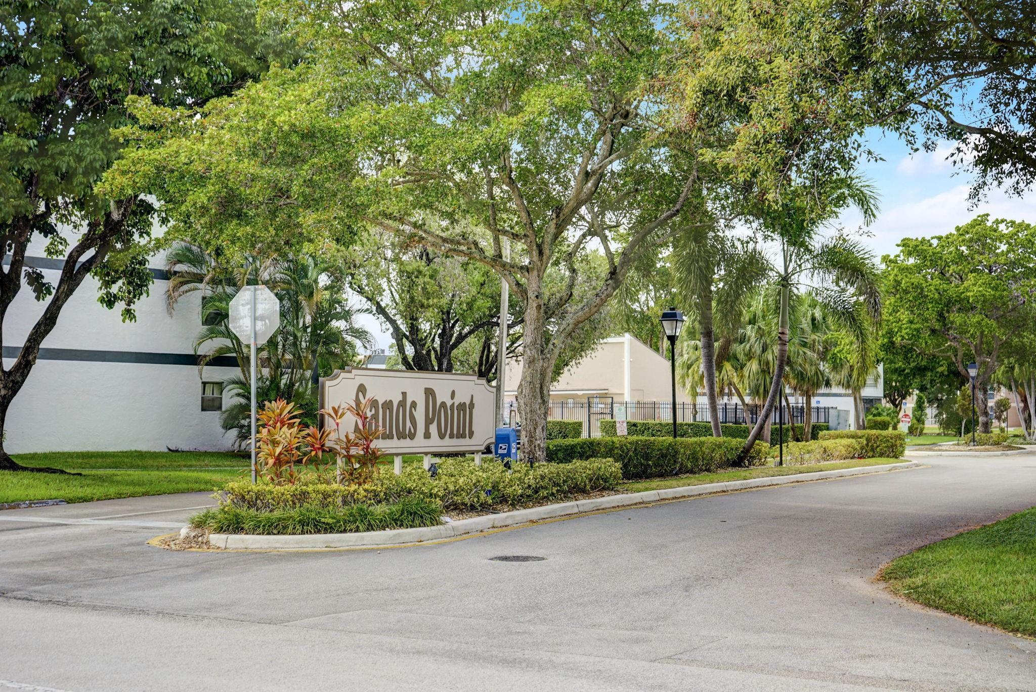 SANDS POINT CONDOMINIUM III - Residential