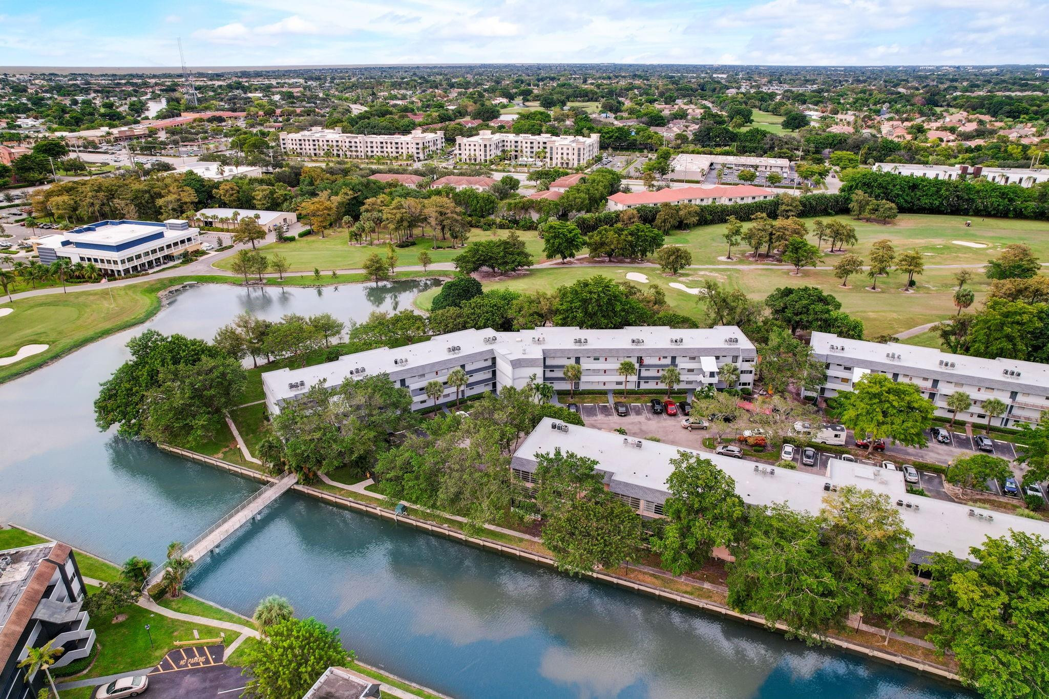 SANDS POINT CONDOMINIUM III - Residential