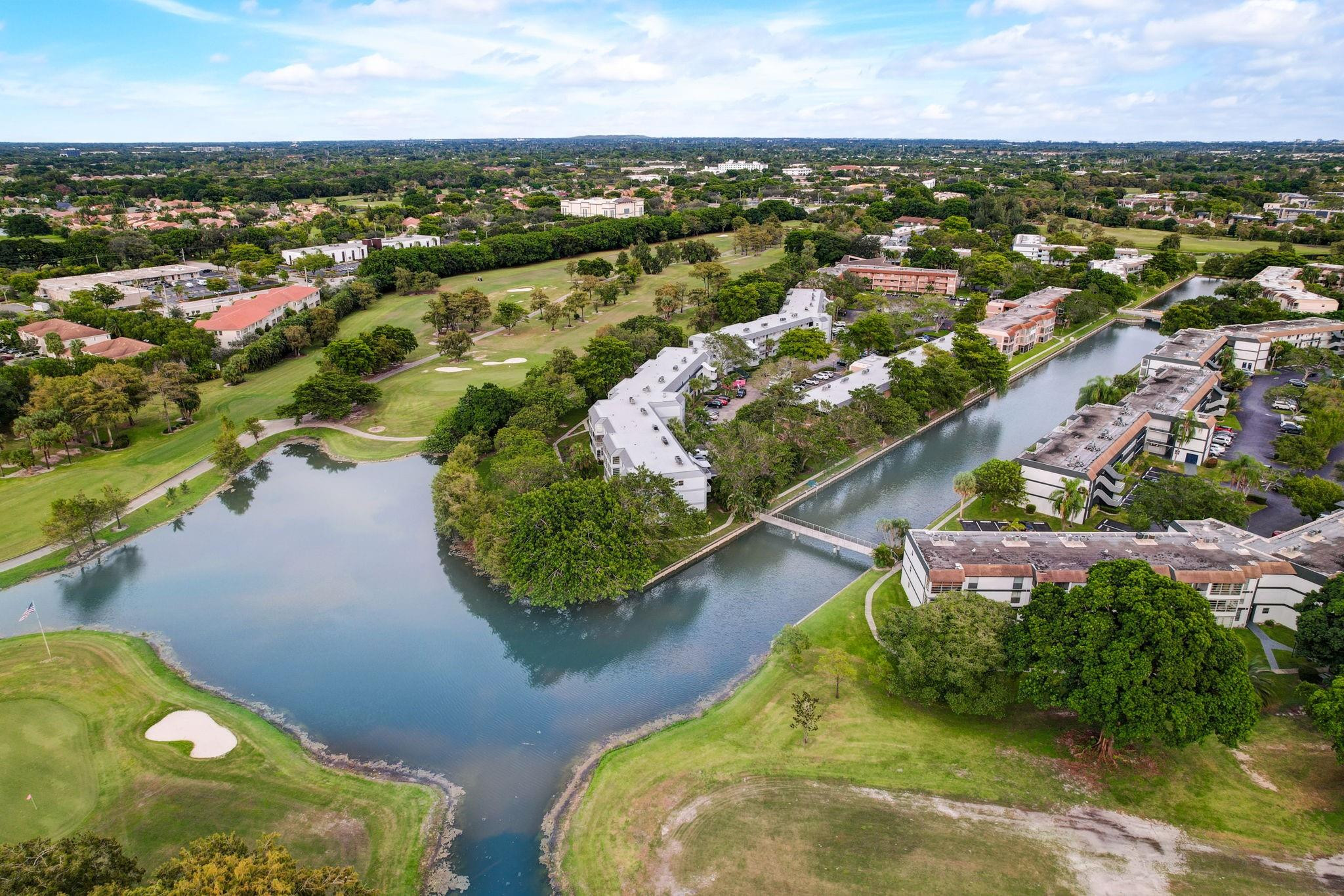 SANDS POINT CONDOMINIUM III - Residential