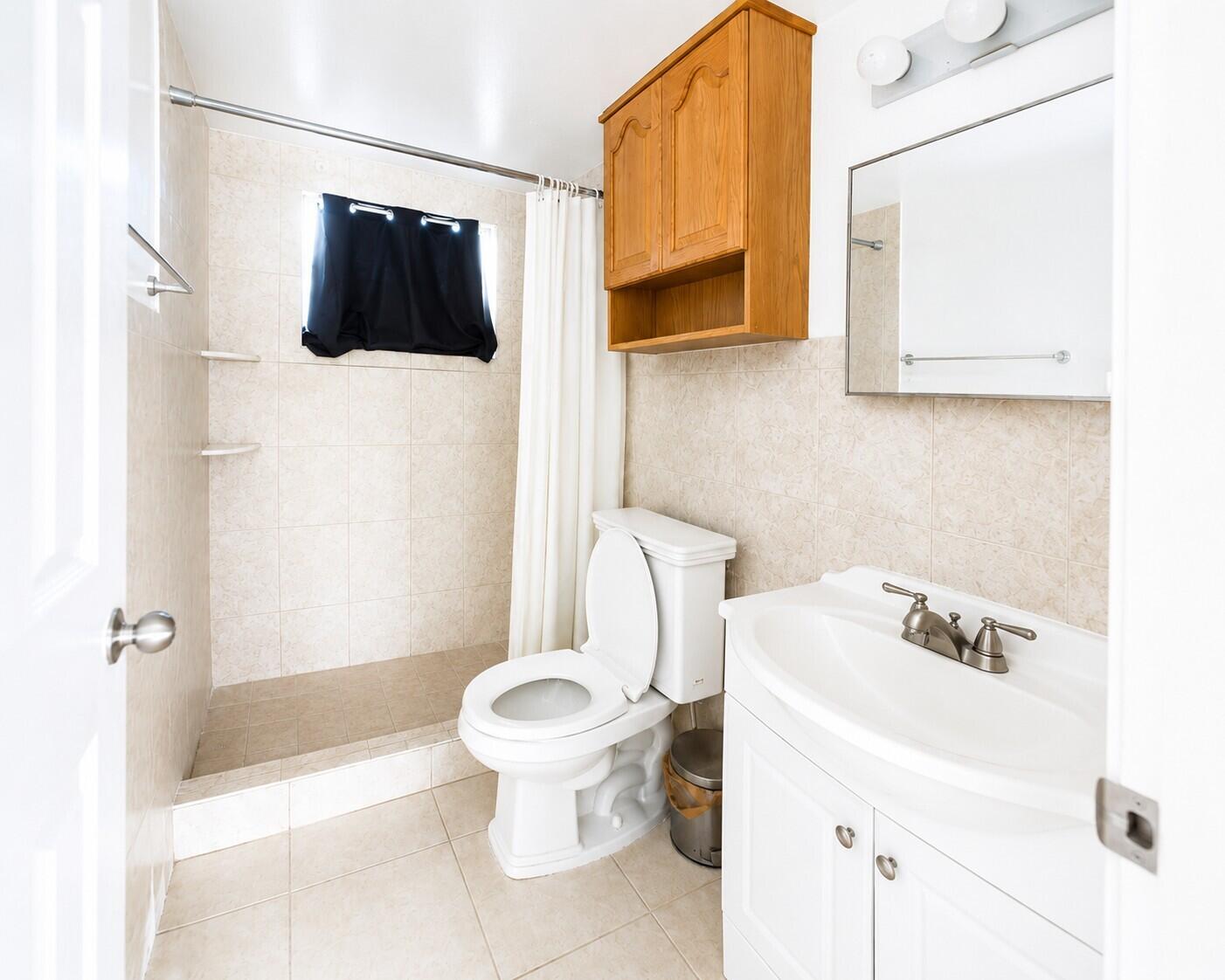 PALM BEACH SHORES - Residential Lease