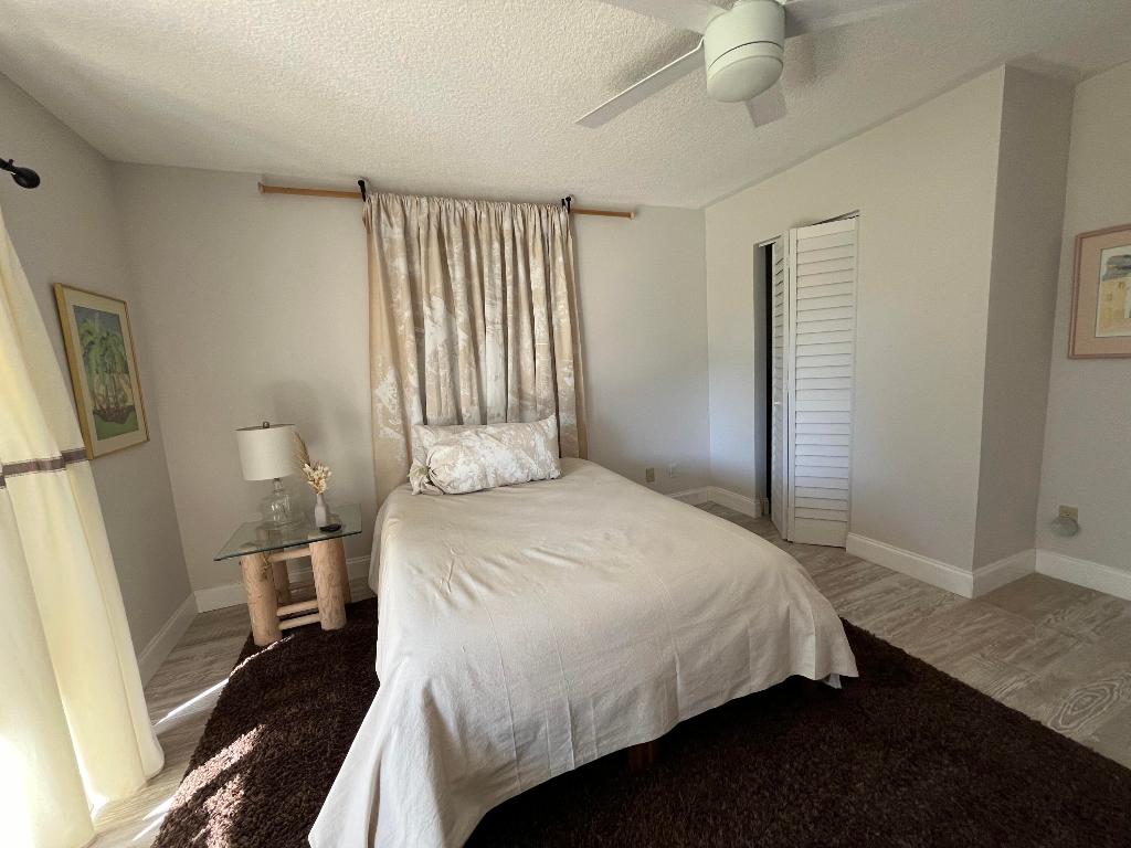 THE LITTLE CLUB CONDO - Residential