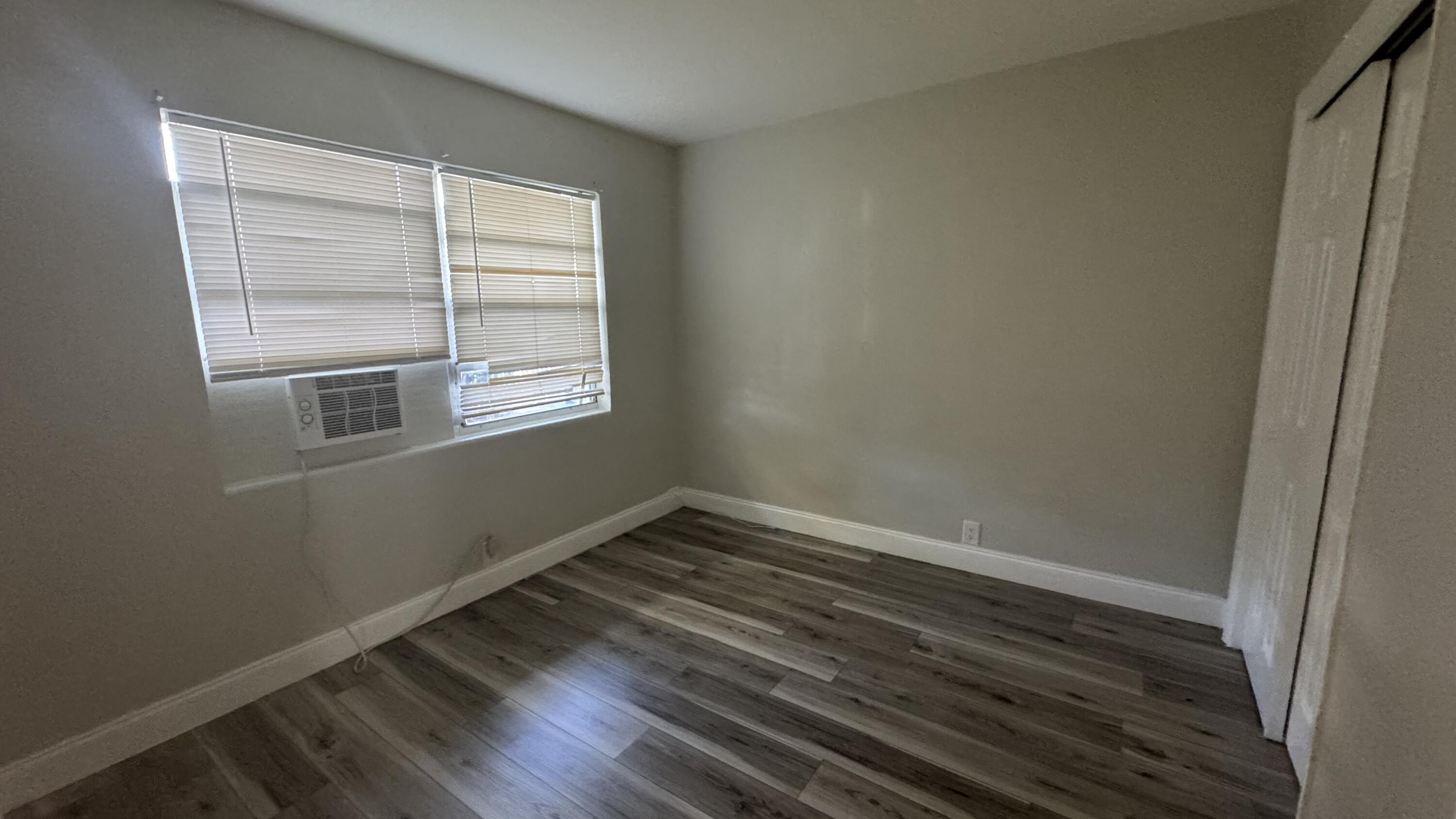 FRESHWATER 11TH & 12TH AVE ADD - Residential Lease