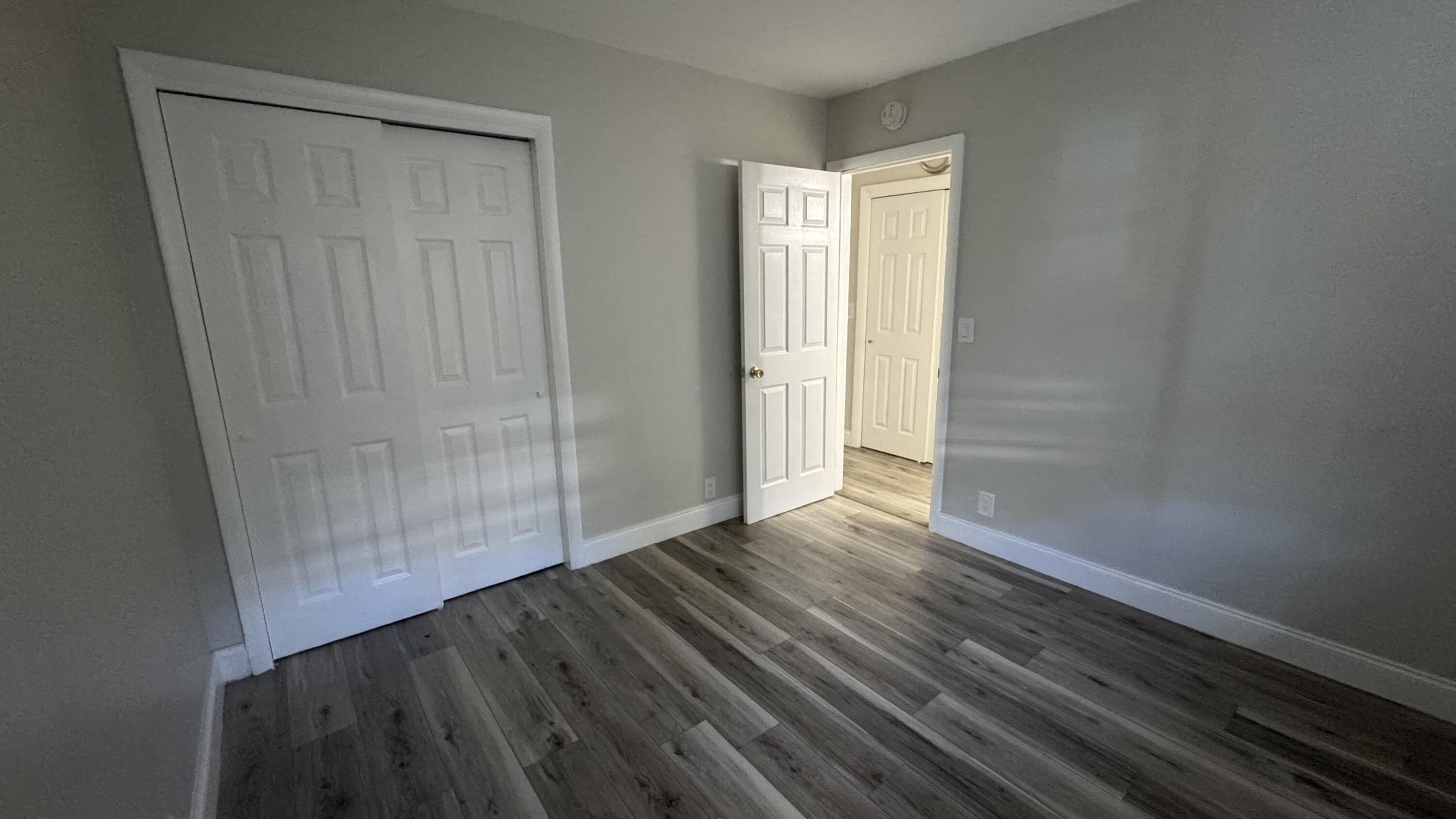 FRESHWATER 11TH & 12TH AVE ADD - Residential Lease