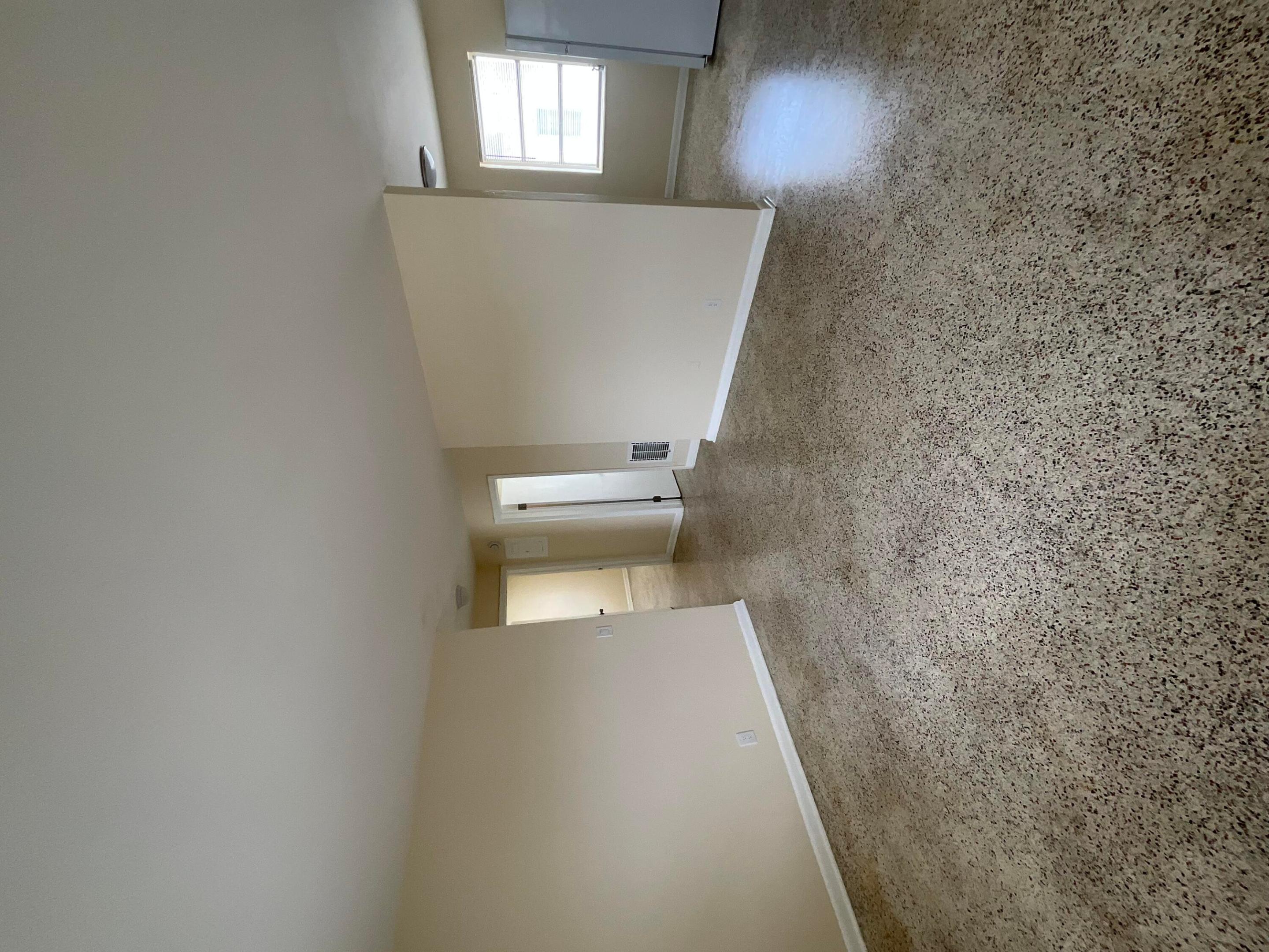 FRESHWATER 11TH & 12TH AVE ADD - Residential Lease