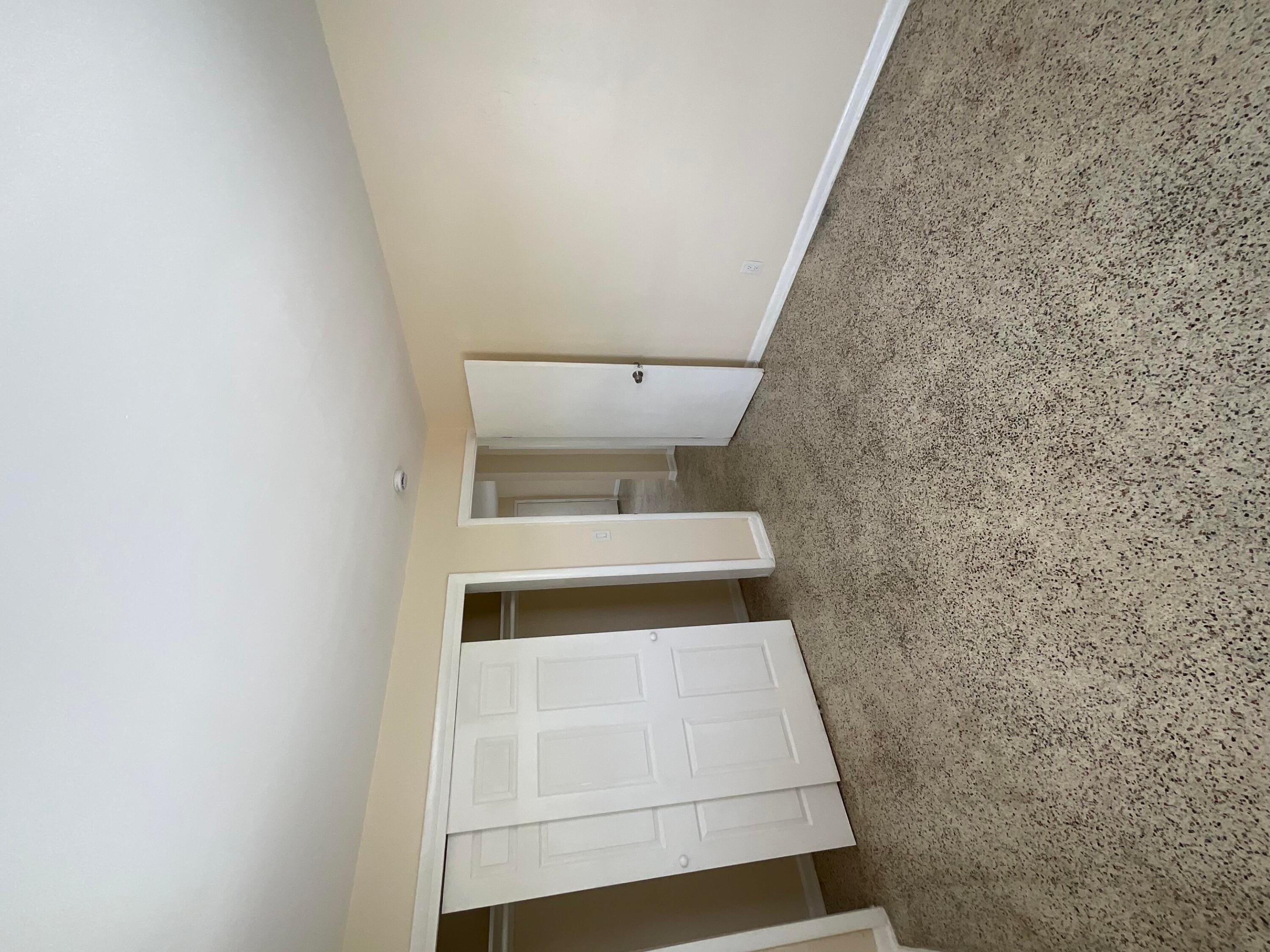FRESHWATER 11TH & 12TH AVE ADD - Residential Lease