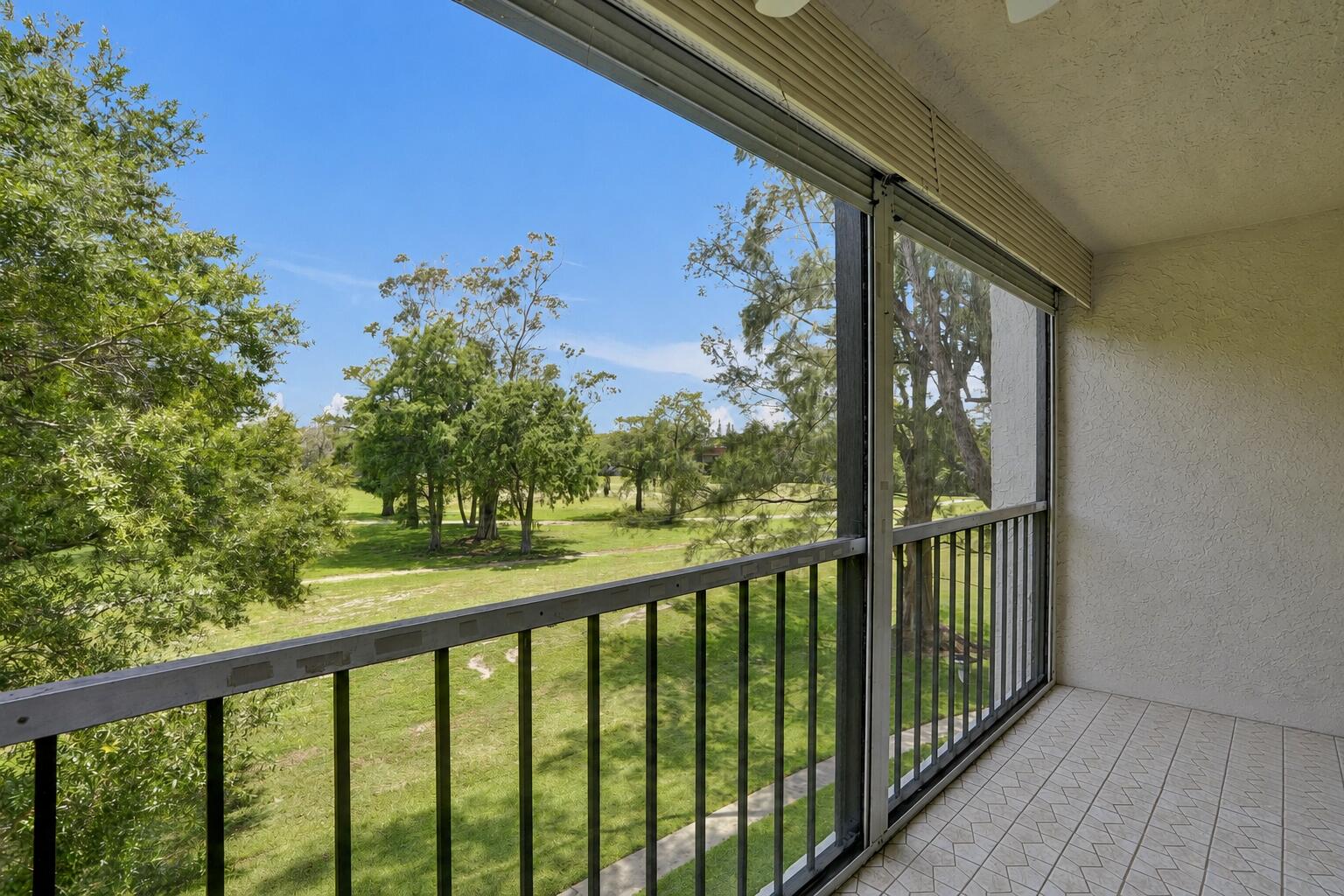 GREENS OF INVERRARY PHASE II - Residential