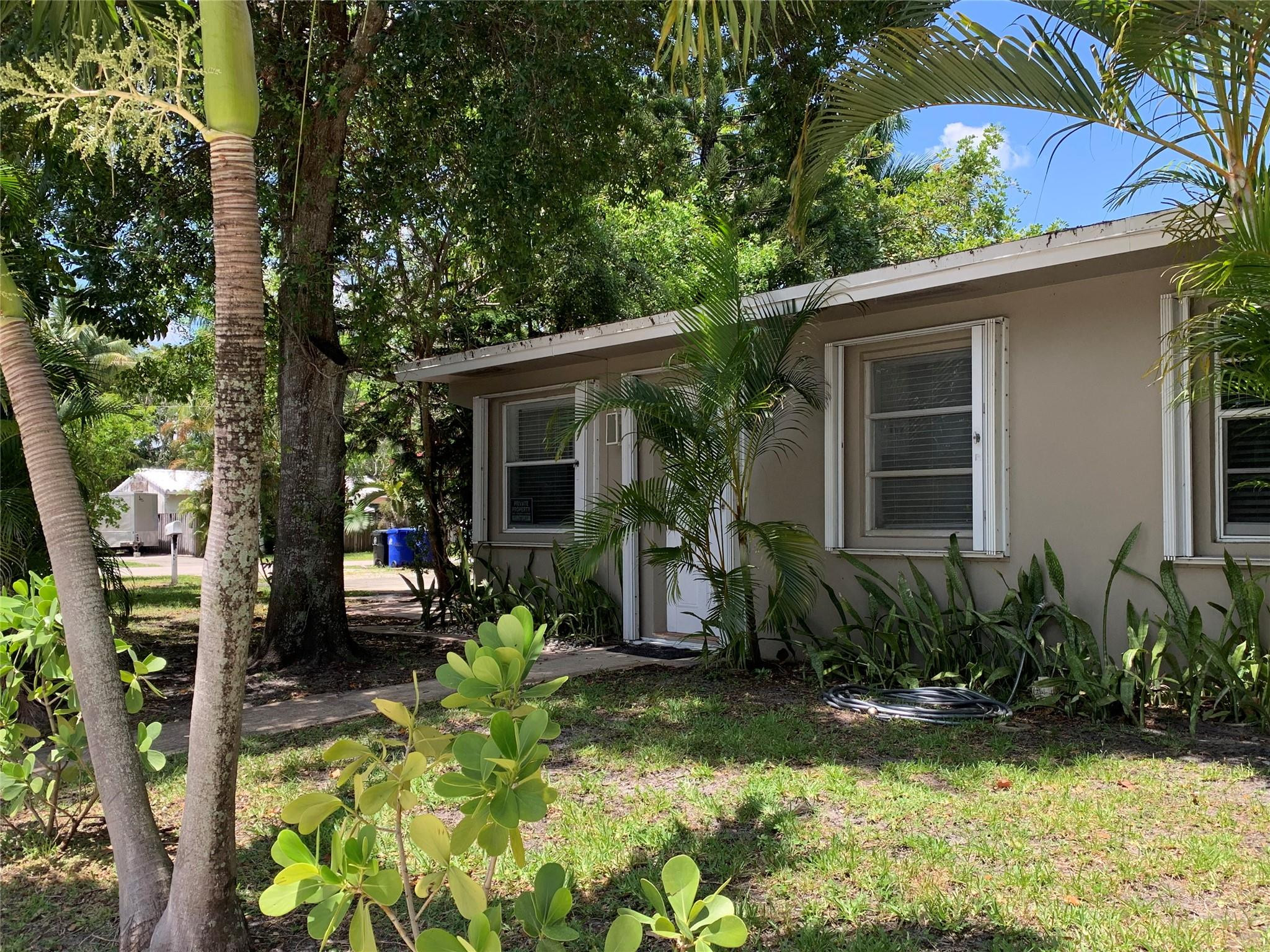 TARPON RIVER - Residential Lease