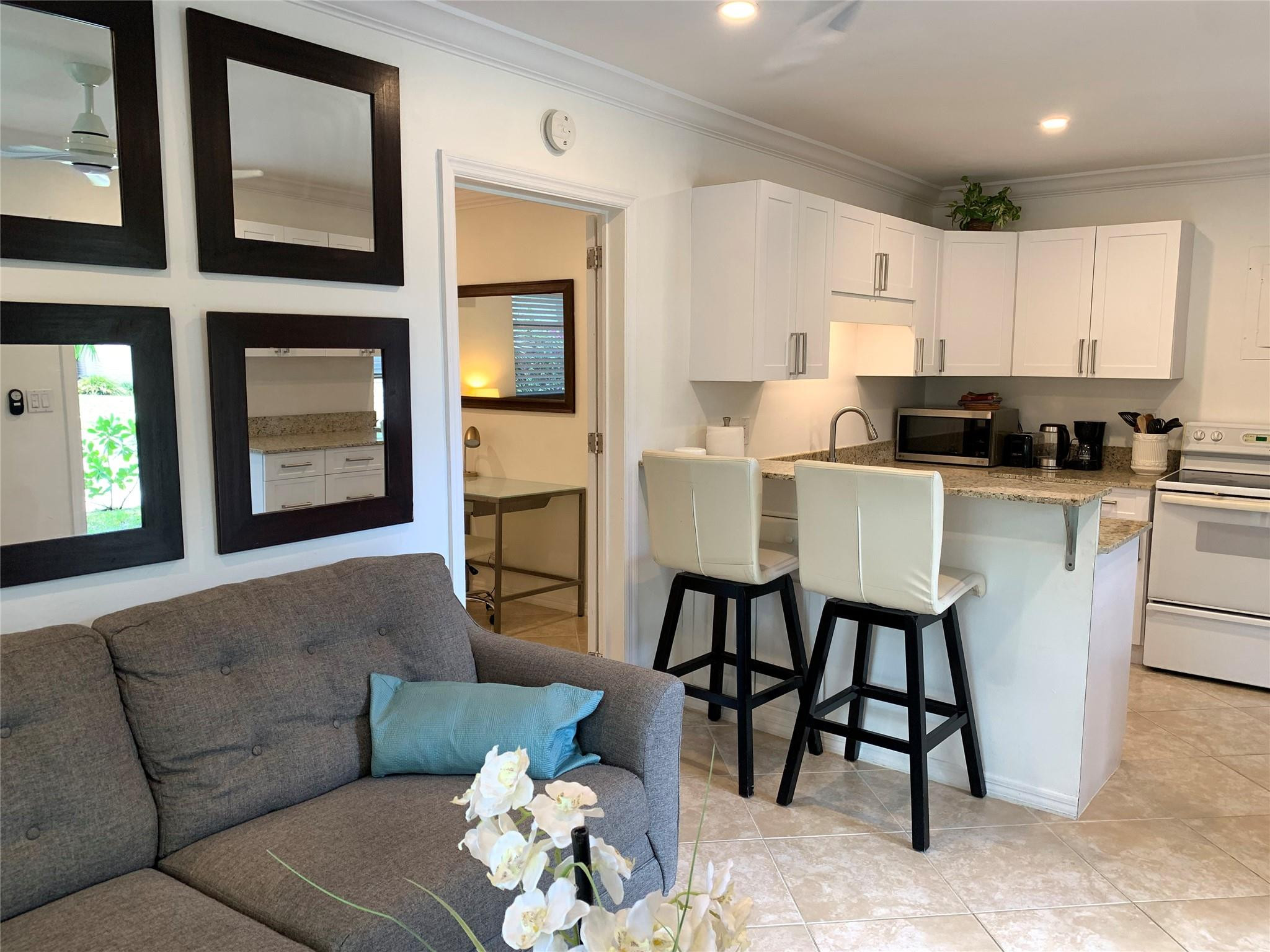 TARPON RIVER - Residential Lease