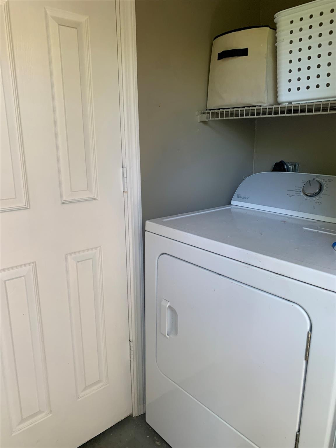 TARPON RIVER - Residential Lease