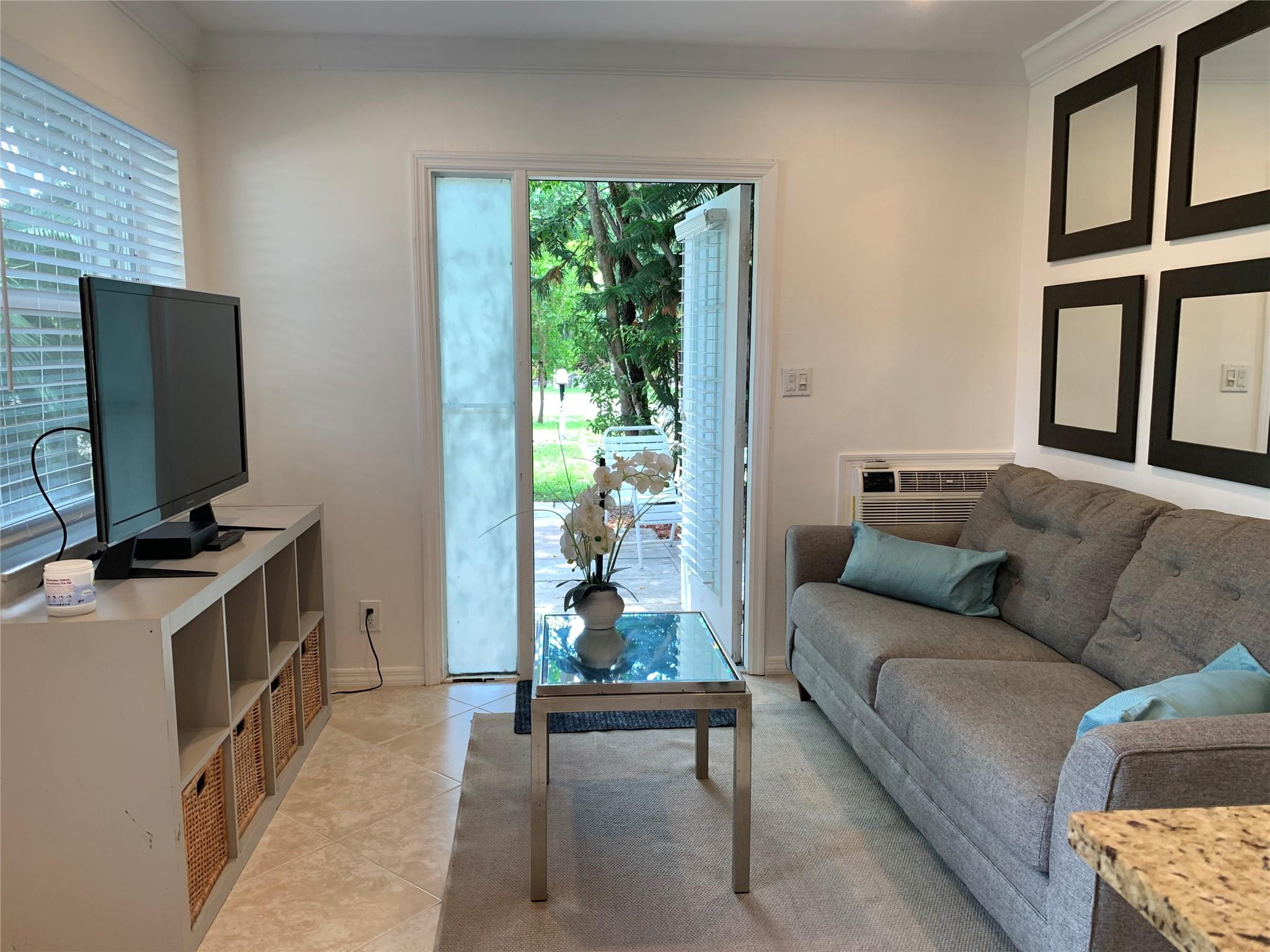 TARPON RIVER - Residential Lease