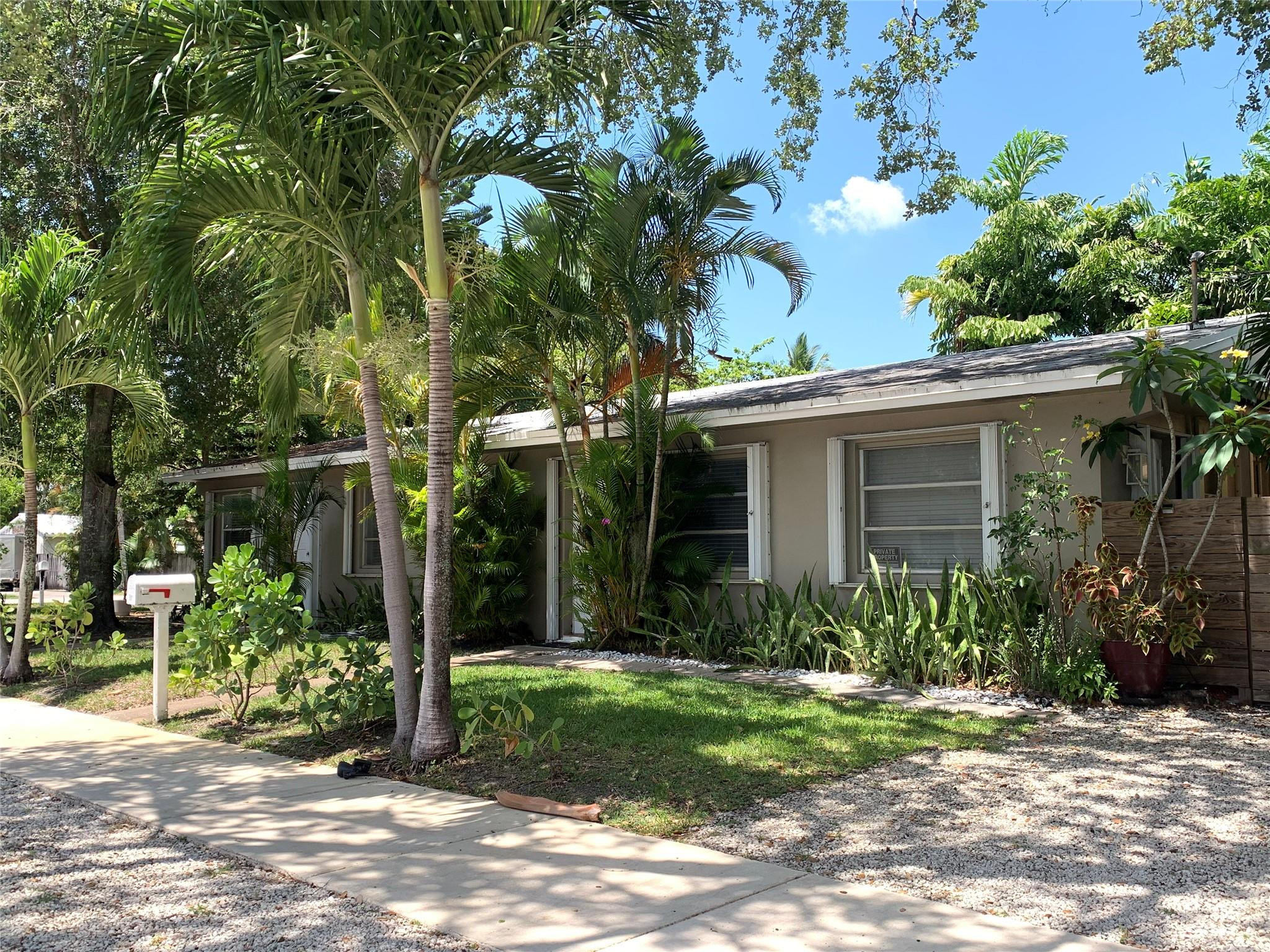 TARPON RIVER - Residential Lease