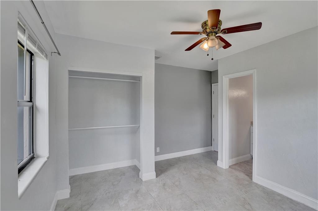 OAKLAND PARK SECOND ADD 2 - Residential
