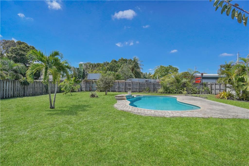 OAKLAND PARK SECOND ADD 2 - Residential