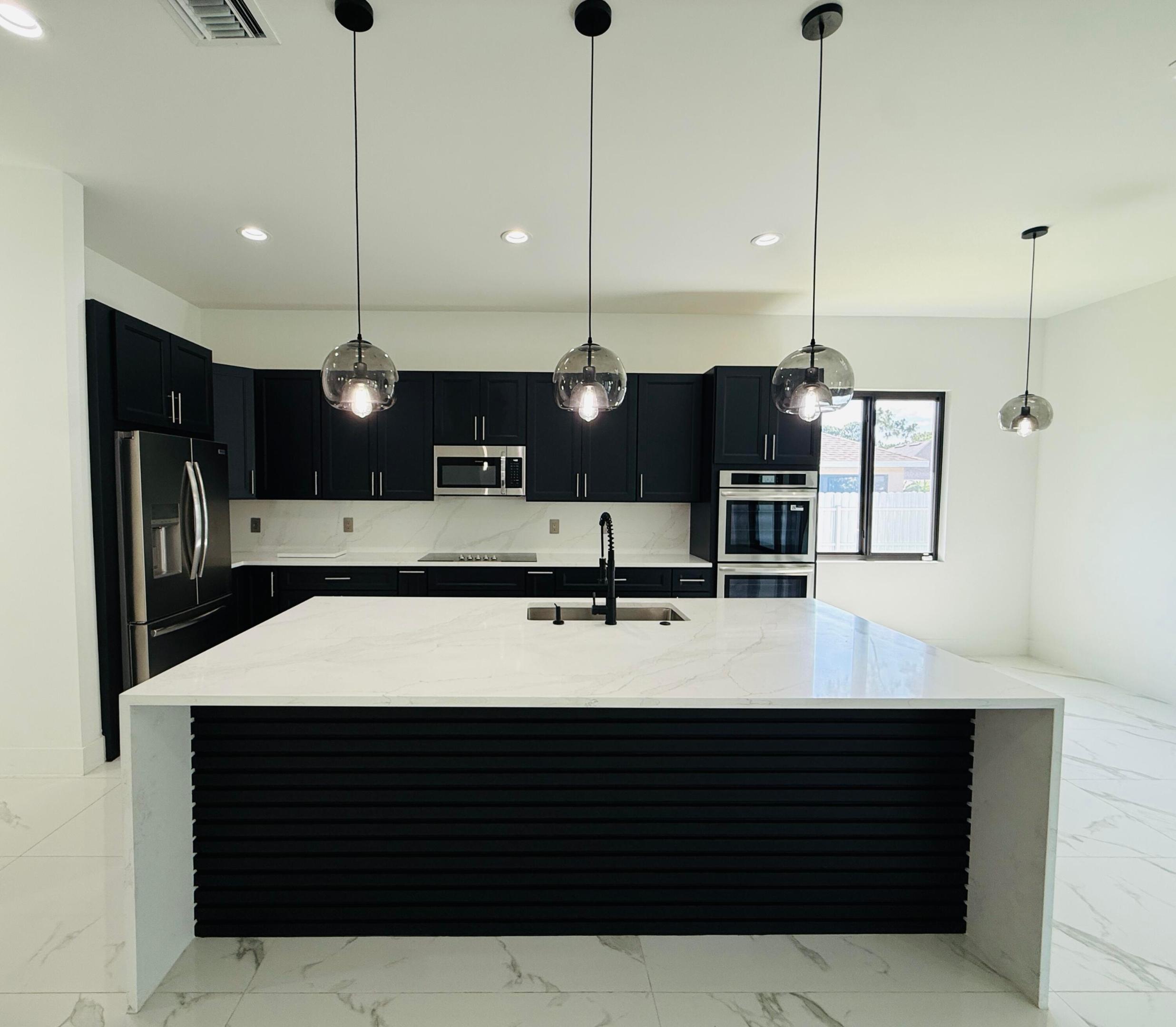 PORT ST LUCIE SECTION 20 - Residential Lease