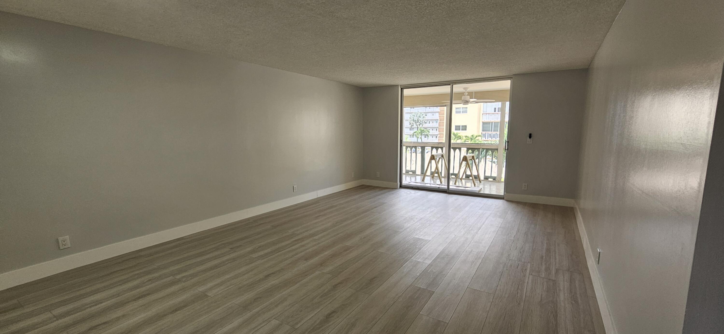 MEADOWBROOK CONDO APTS BLDG 2 - Residential