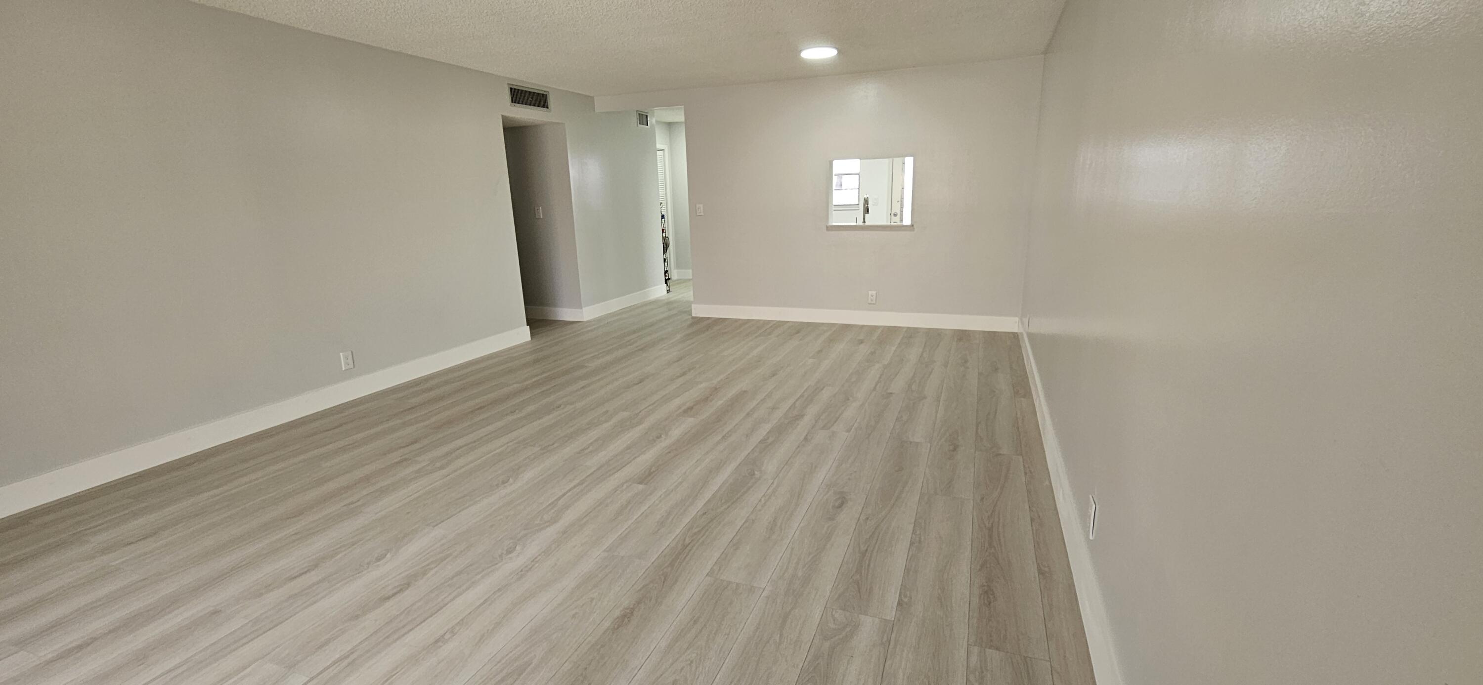 MEADOWBROOK CONDO APTS BLDG 2 - Residential