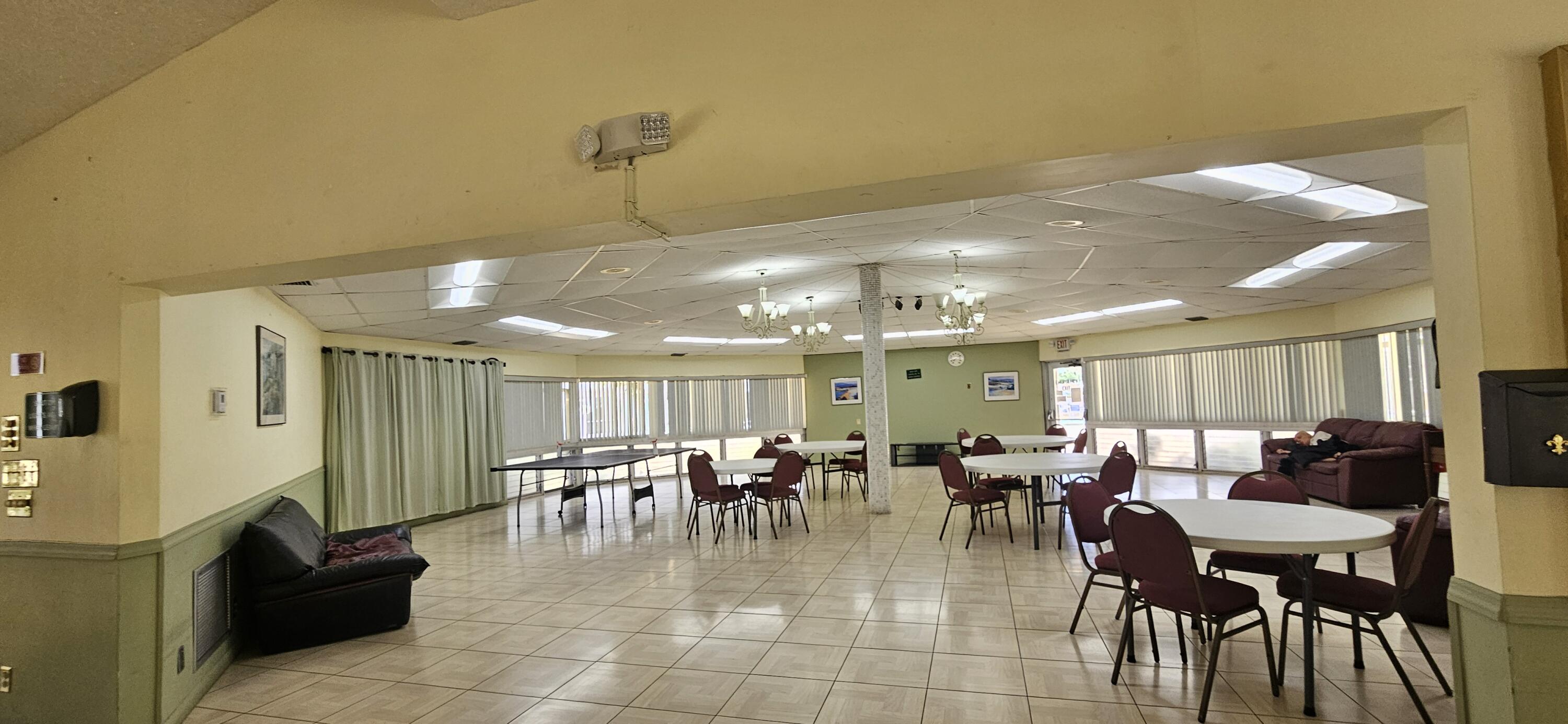 MEADOWBROOK CONDO APTS BLDG 2 - Residential