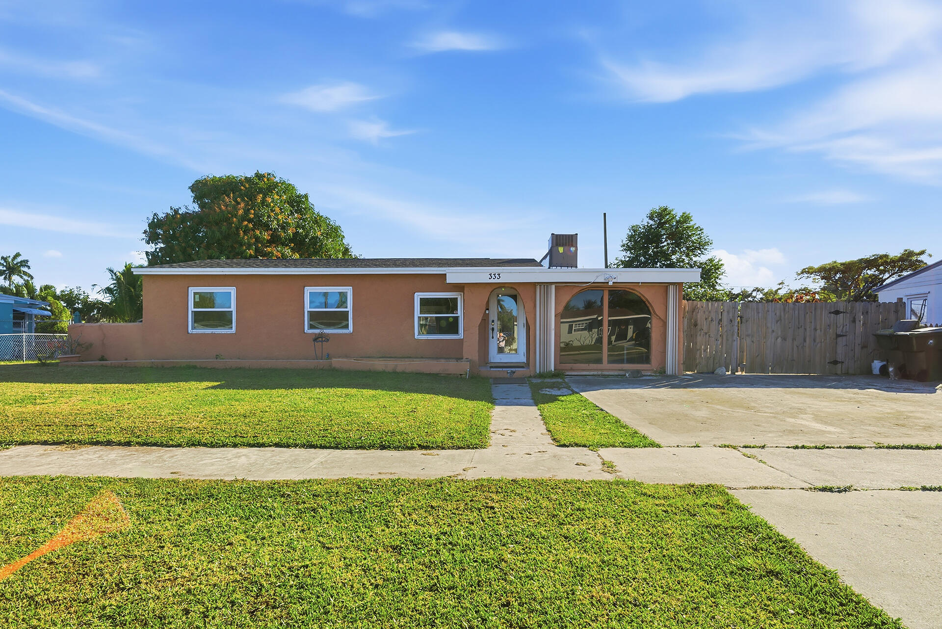 PALM SPRINGS VILLAGE 2 - Residential