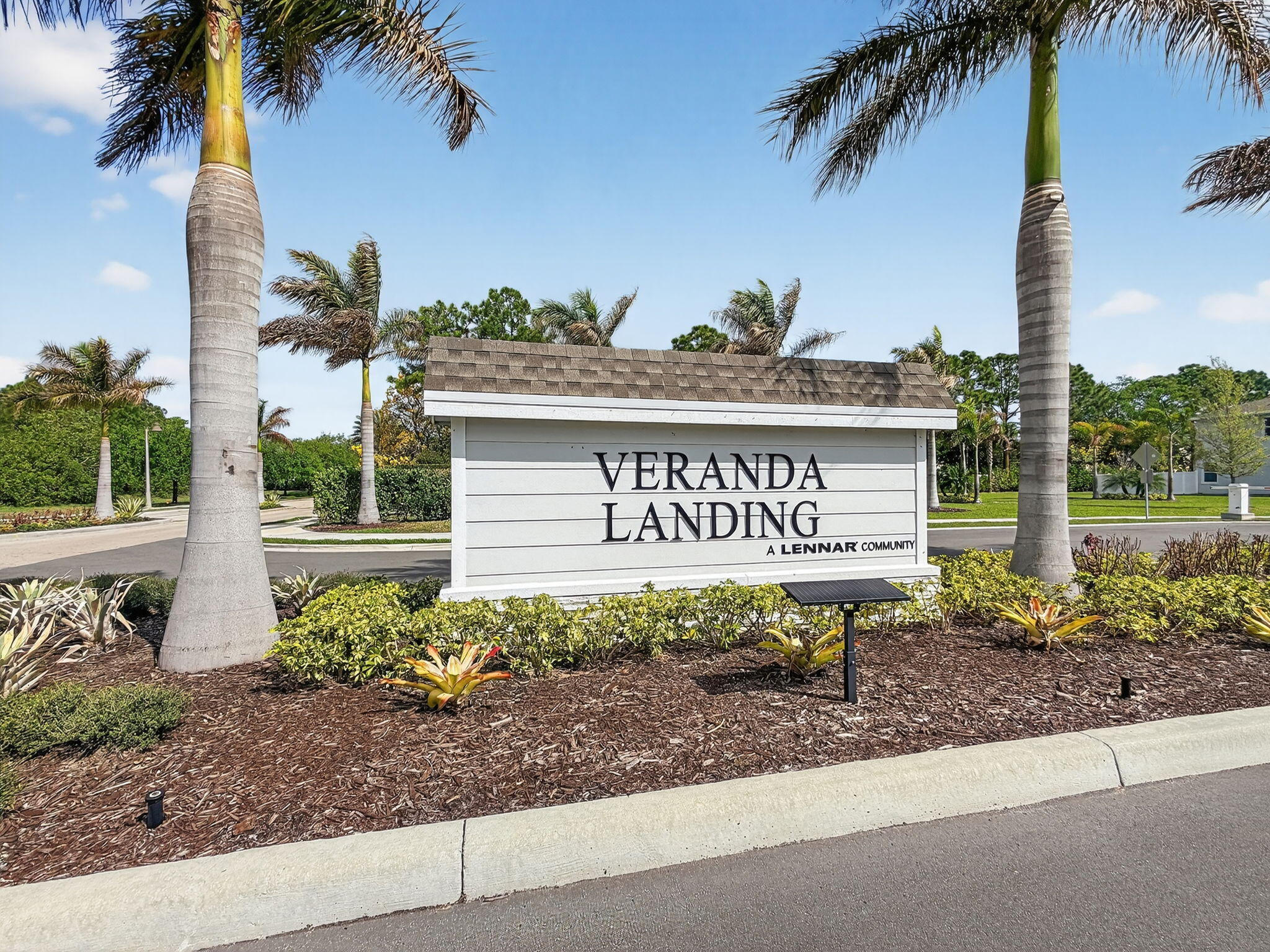 VERANDA , VERANDA LANDING - Residential
