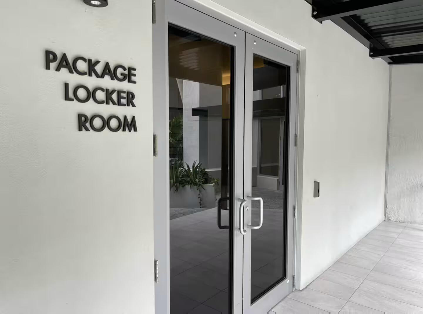 FLAMINGO SOUTH BEACH I CONDO - Residential