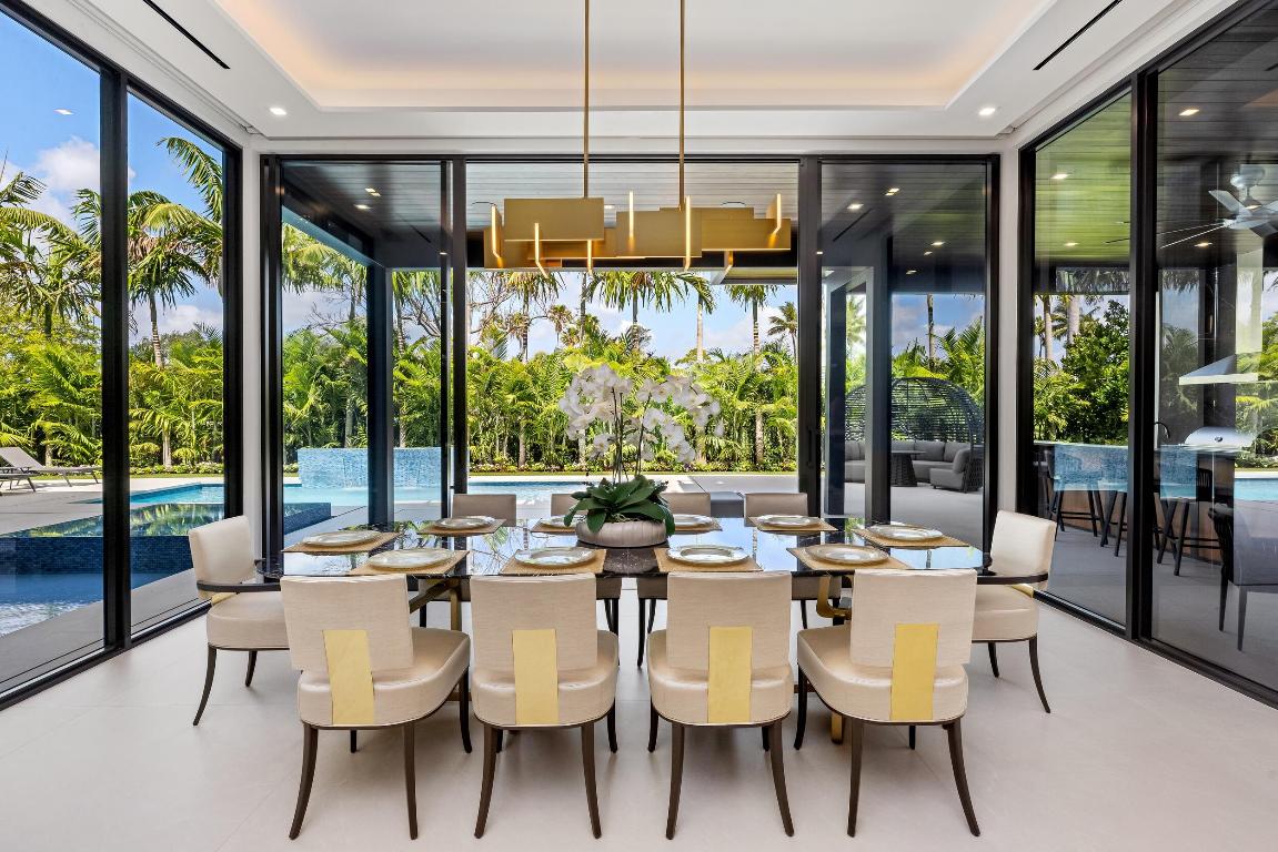 ROYAL PALM YACHT & COUNTRY CLUB - Residential