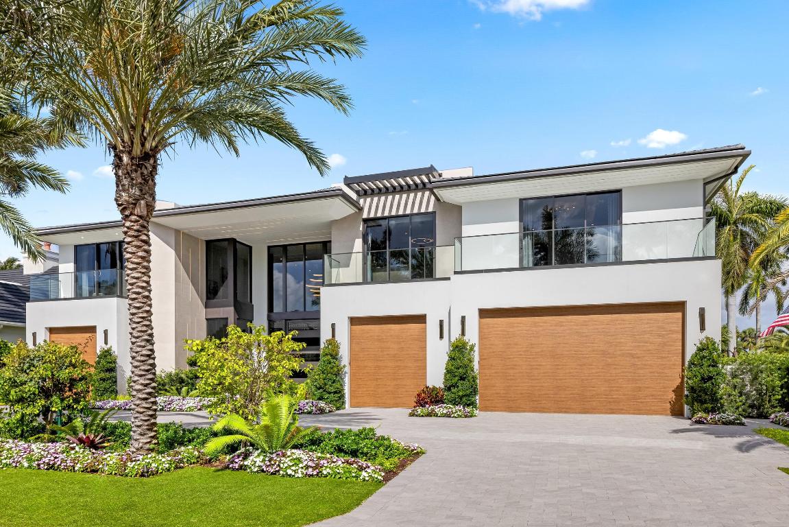 ROYAL PALM YACHT & COUNTRY CLUB - Residential