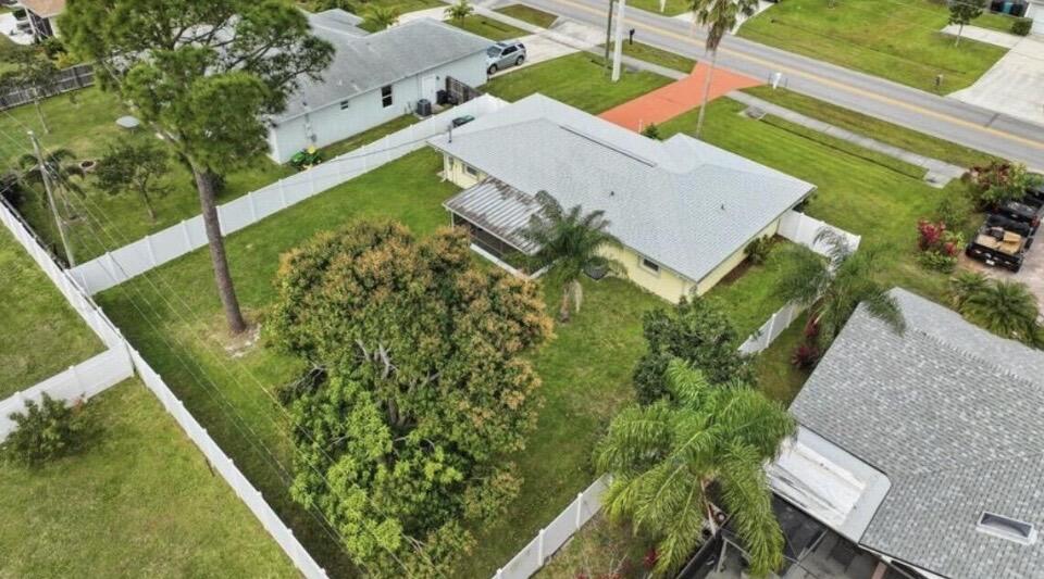 PORT ST LUCIE SECTION 10 - Residential