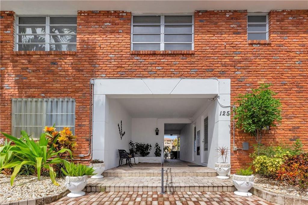 CARAVELLE APARTMENTS CONDO - Residential Lease