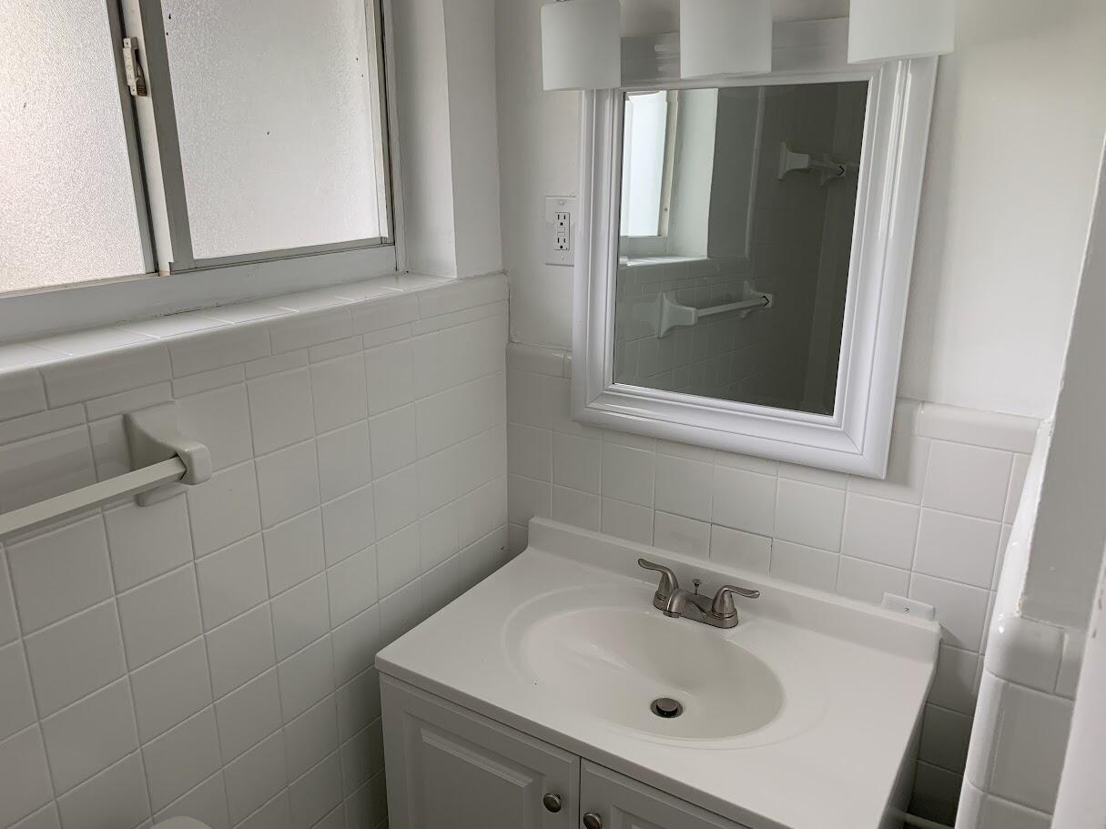 BEULALAND - Residential Lease