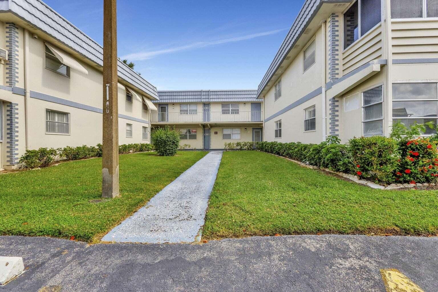 KINGS POINT BRITTANY CONDOS - Residential