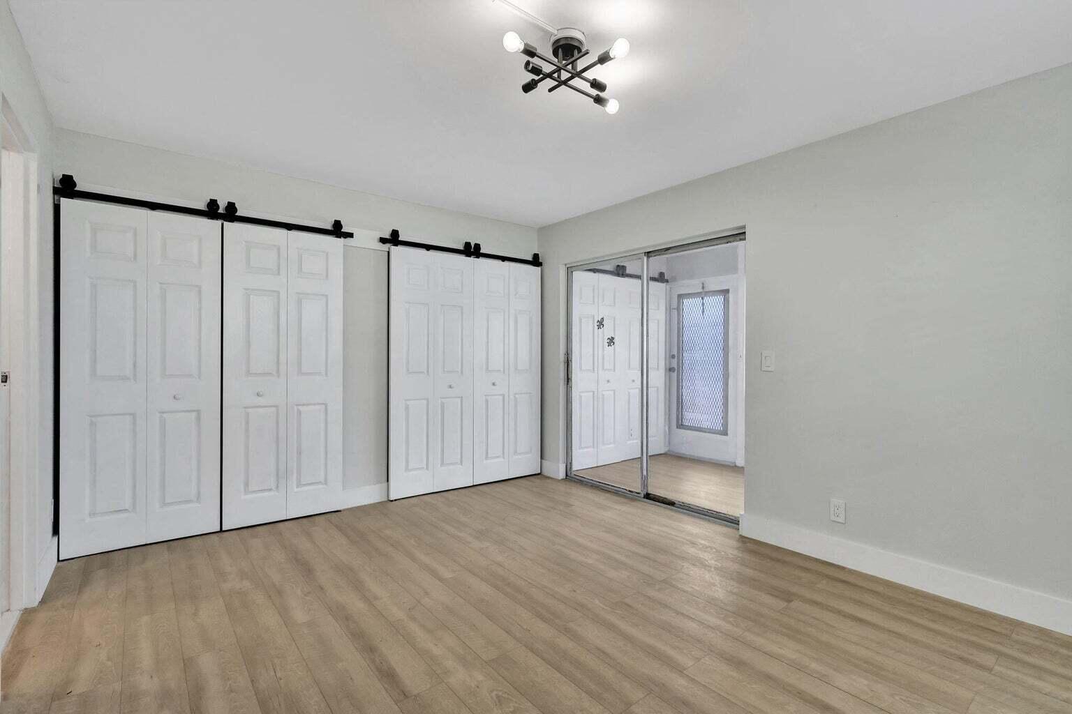 KINGS POINT BRITTANY CONDOS - Residential