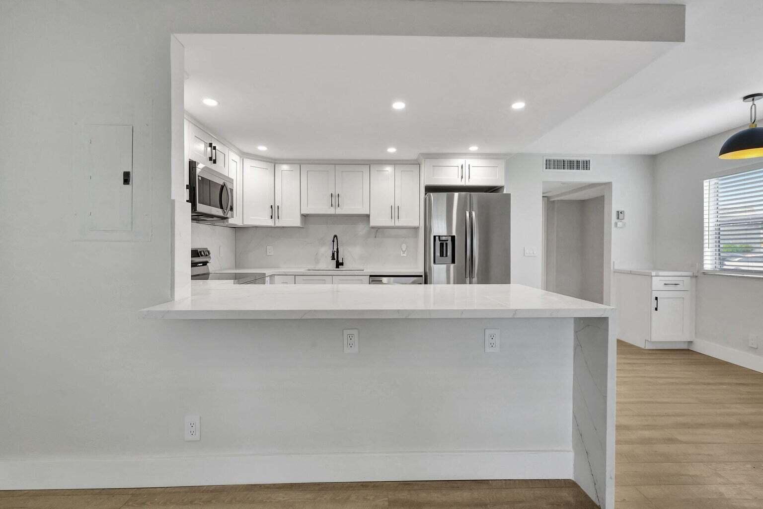 KINGS POINT BRITTANY CONDOS - Residential