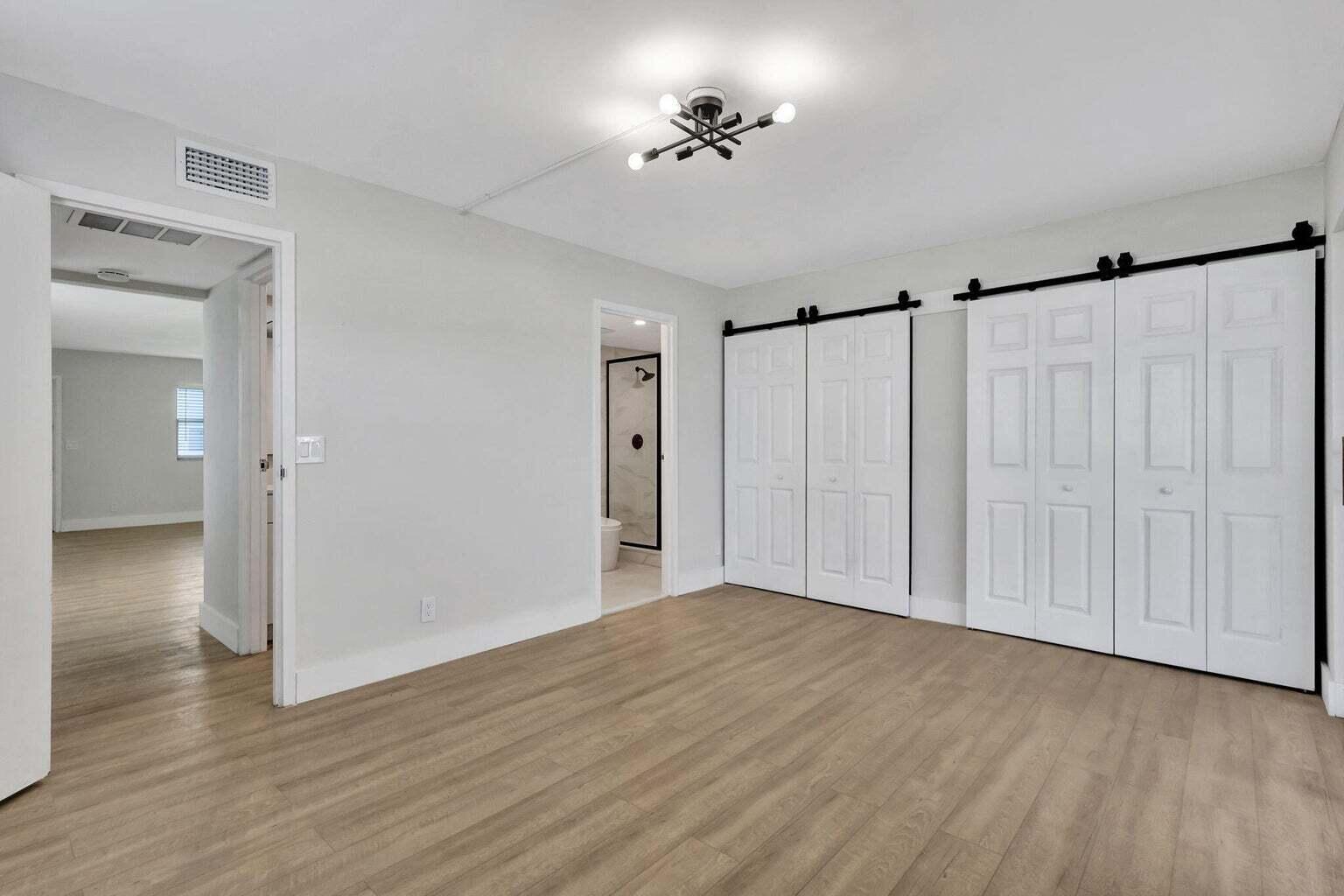 KINGS POINT BRITTANY CONDOS - Residential