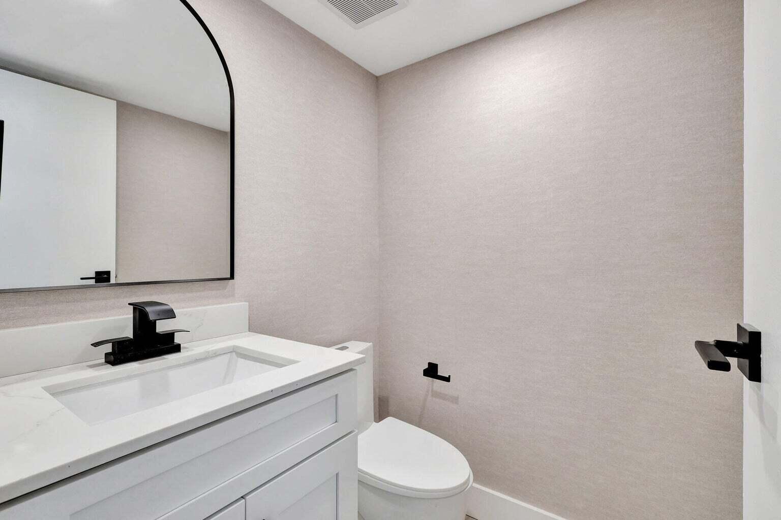 KINGS POINT BRITTANY CONDOS - Residential