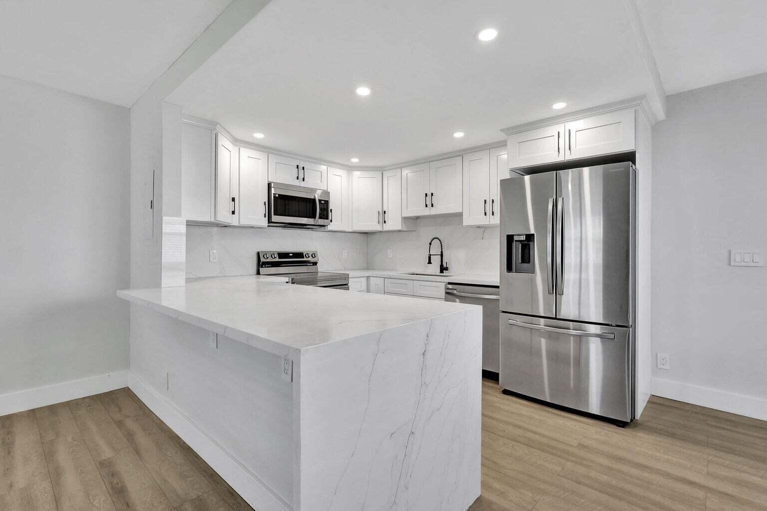 KINGS POINT BRITTANY CONDOS - Residential