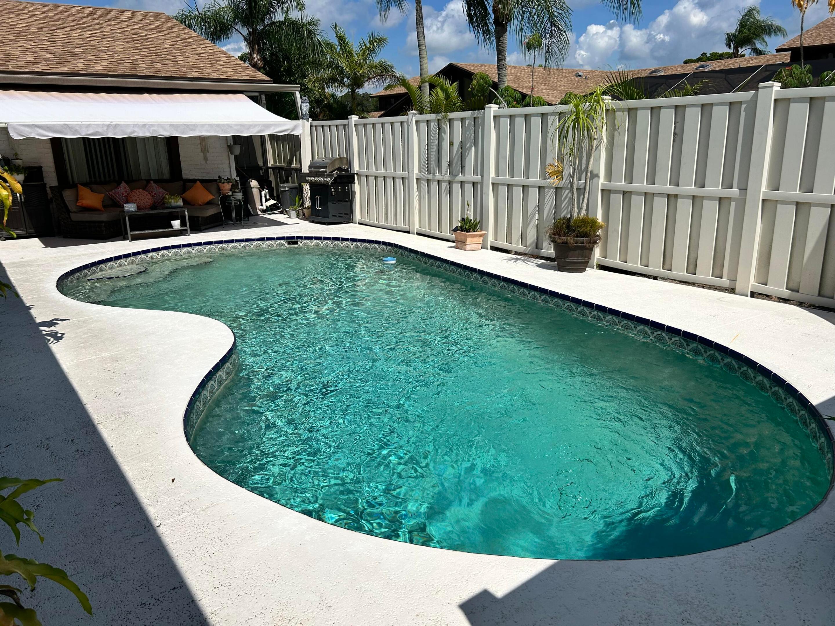 BOCA GARDENS - Residential