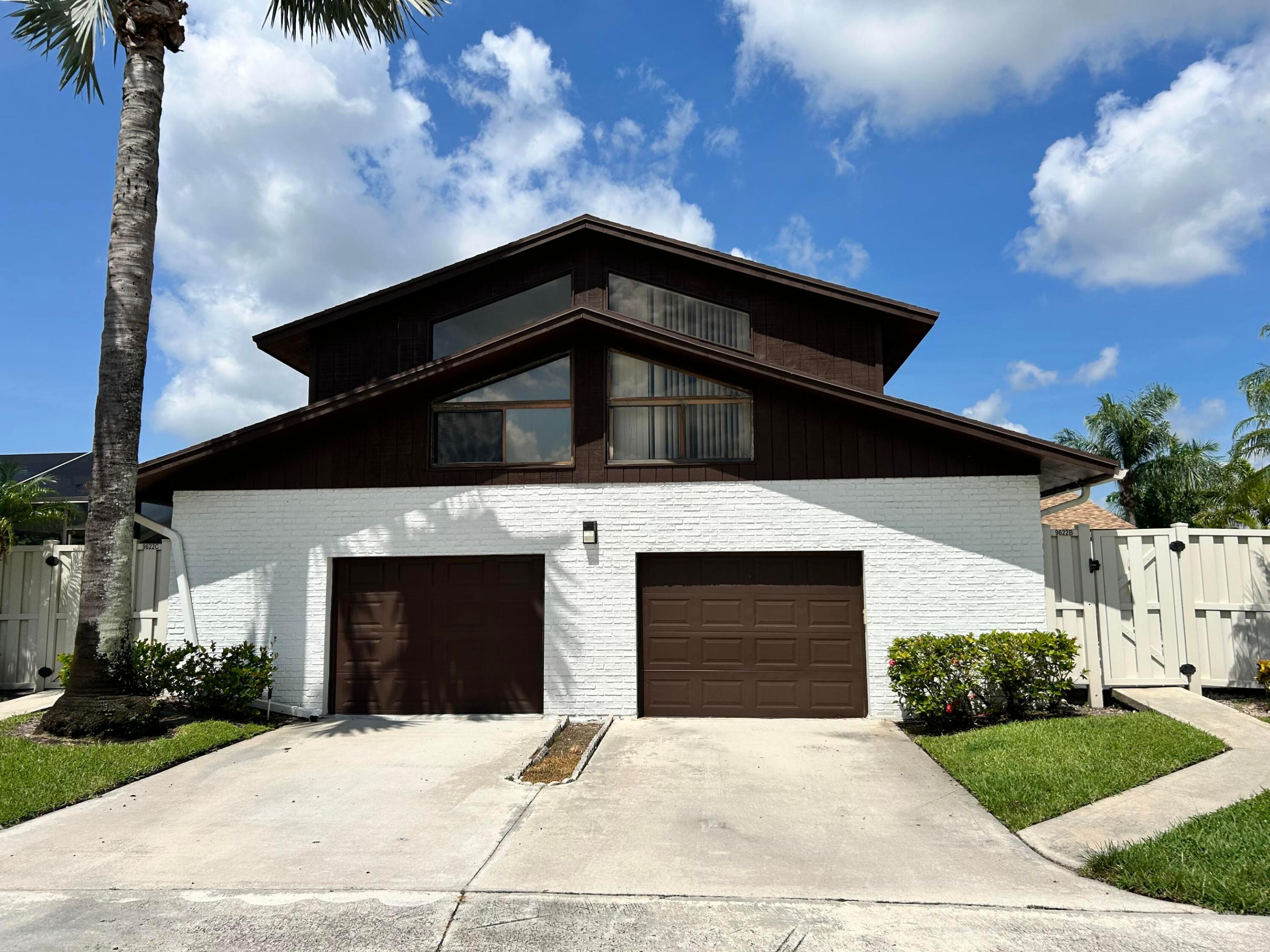 BOCA GARDENS - Residential