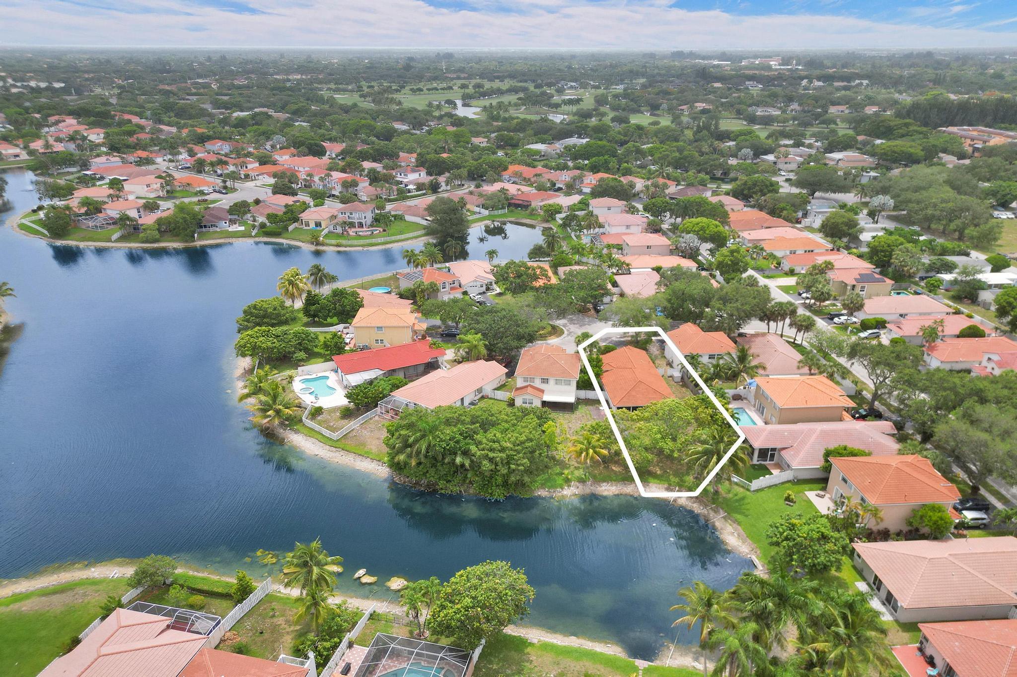 SAWGRASS PLANTATION - Residential