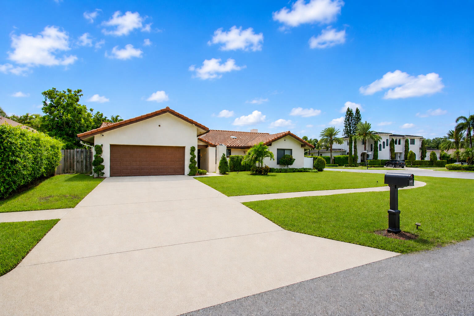 THORNHILL GREEN - Residential