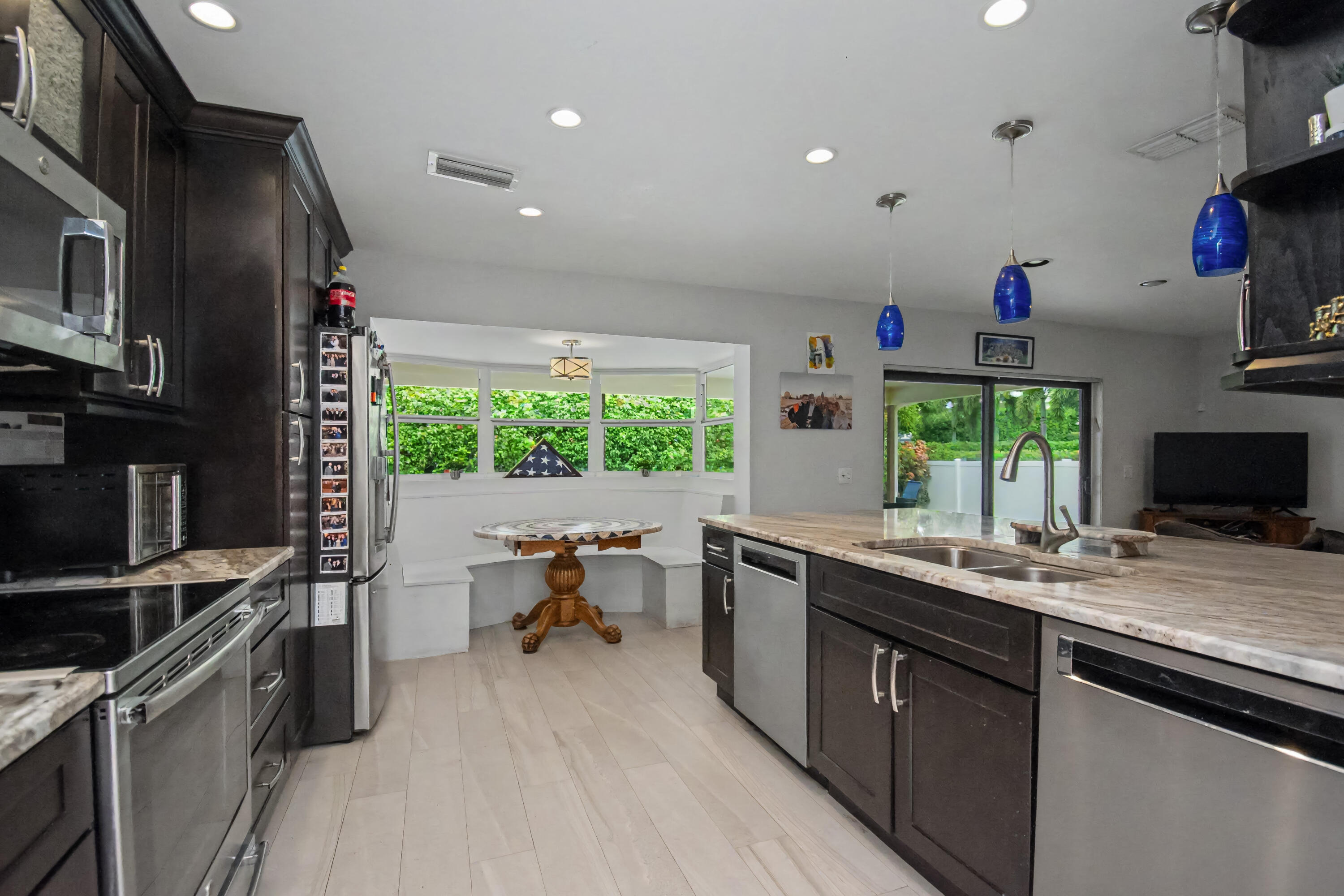 THORNHILL GREEN - Residential