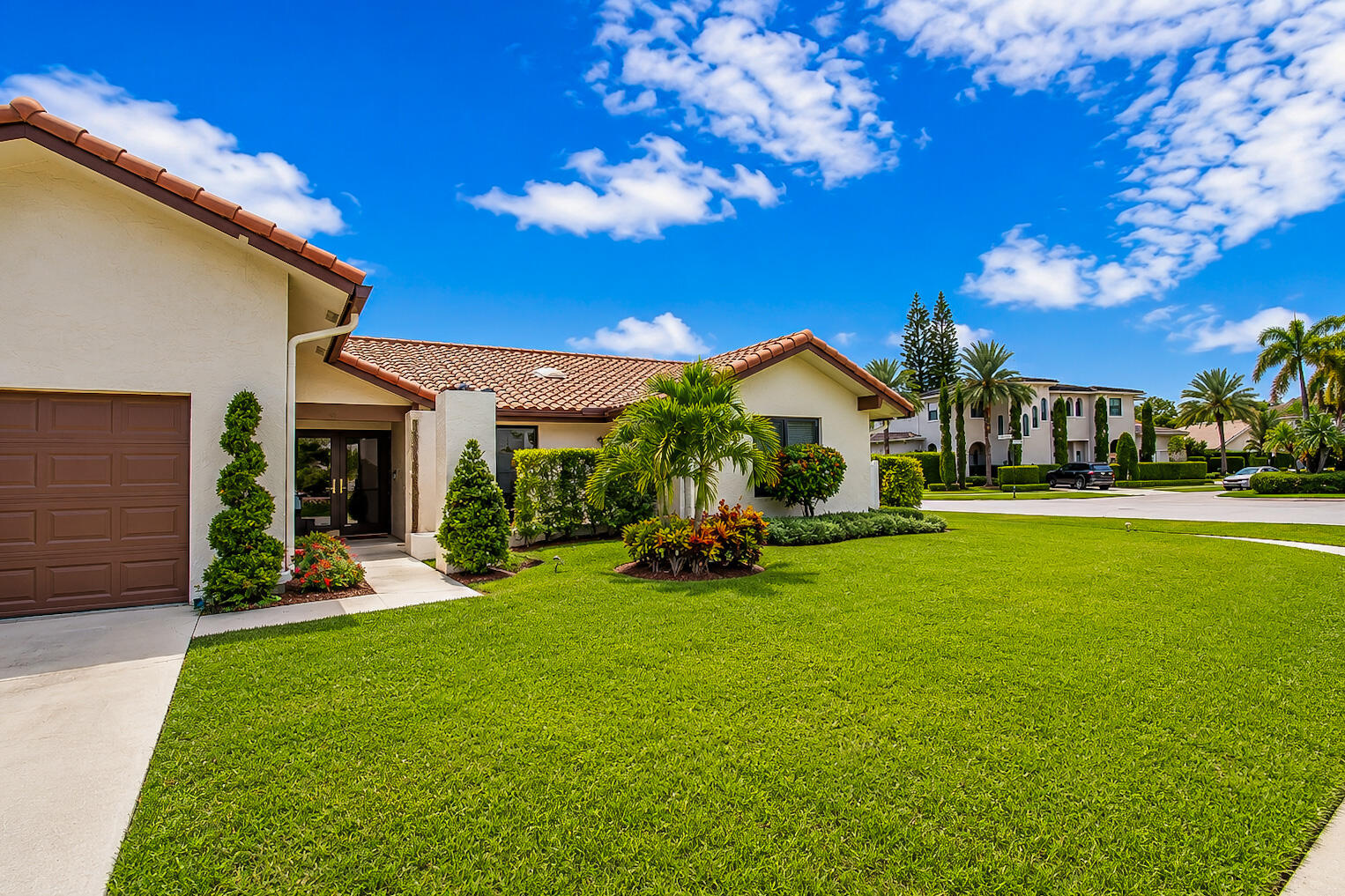 THORNHILL GREEN - Residential