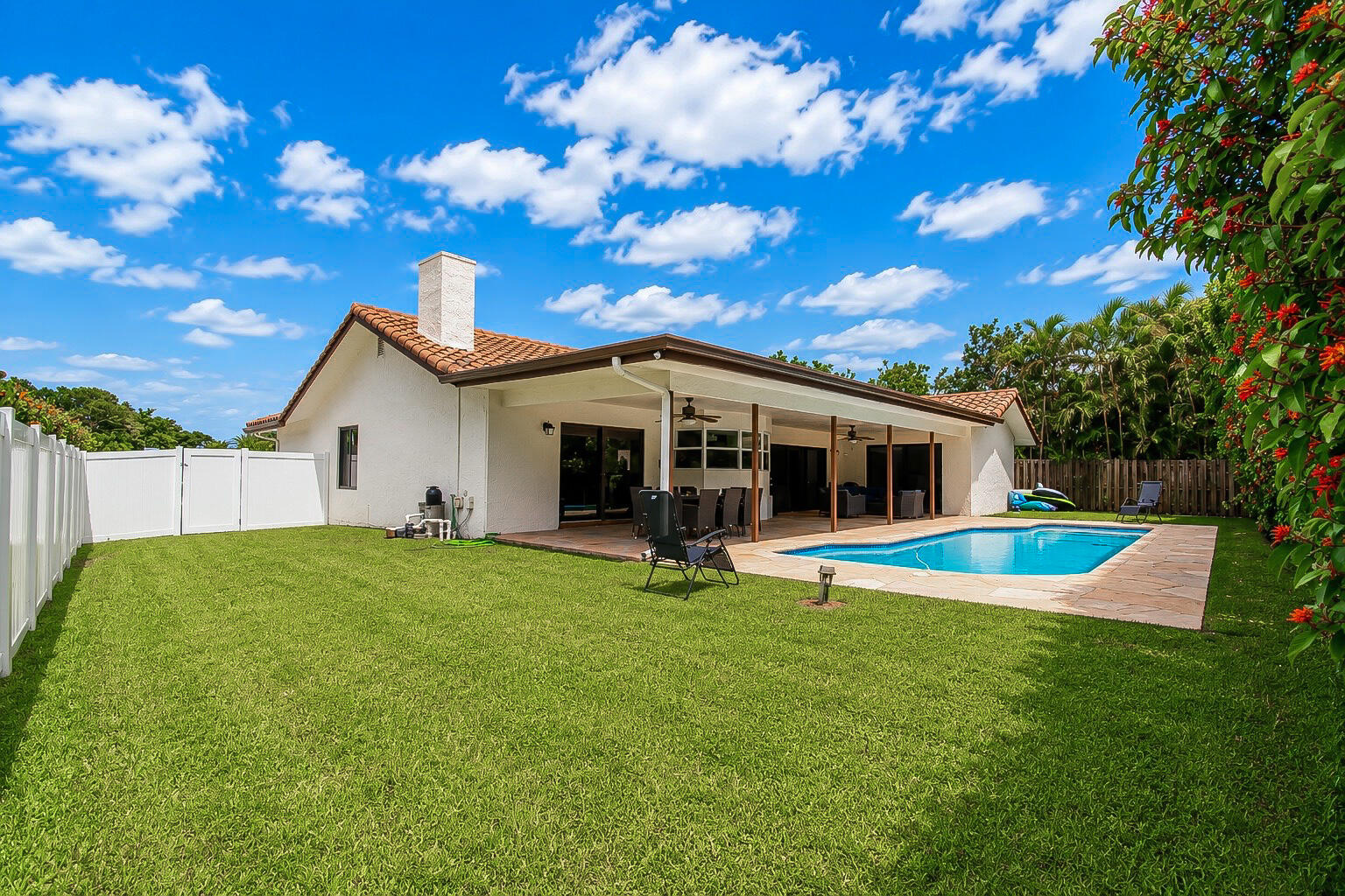 THORNHILL GREEN - Residential