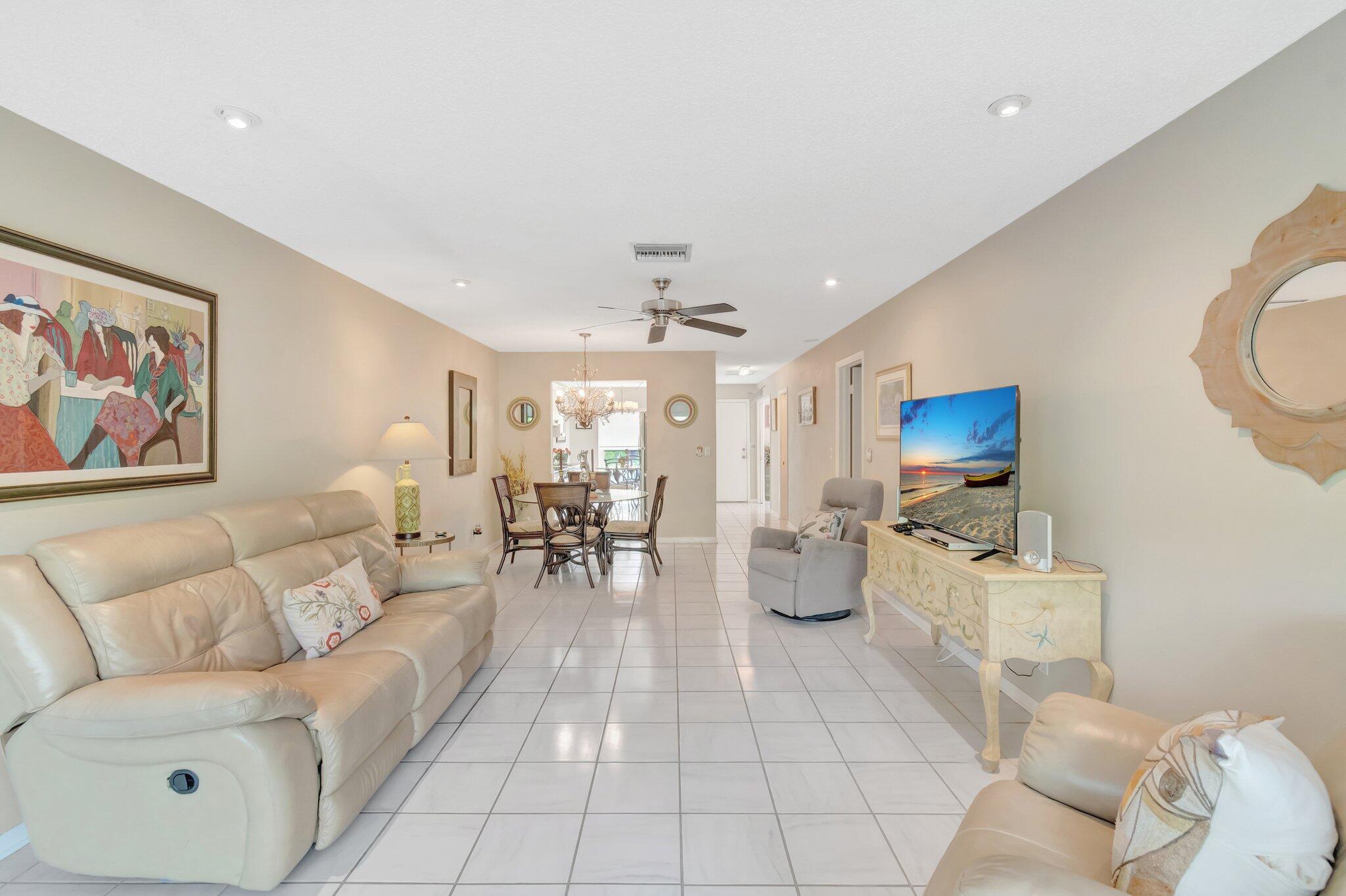 PALM GREENS AT VILLA DEL RAY CONDO II - Residential