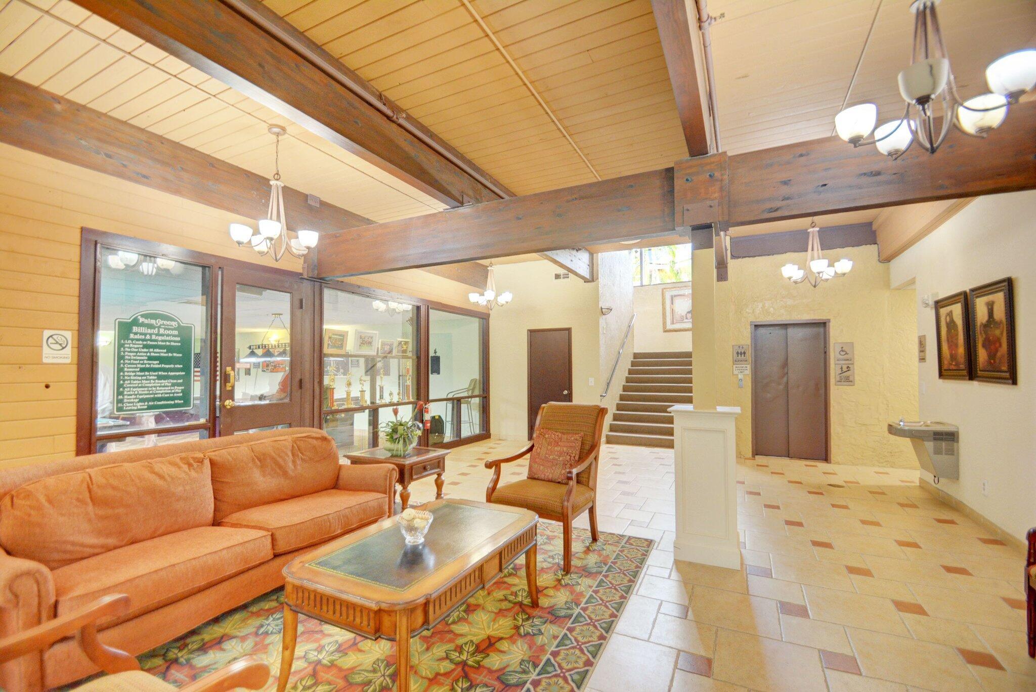 PALM GREENS AT VILLA DEL RAY CONDO II - Residential