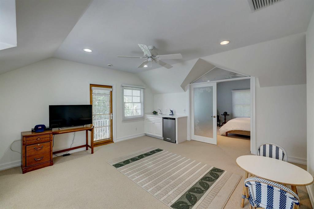 RIVERSIDE ON THE LOXAHATCHEE - Residential