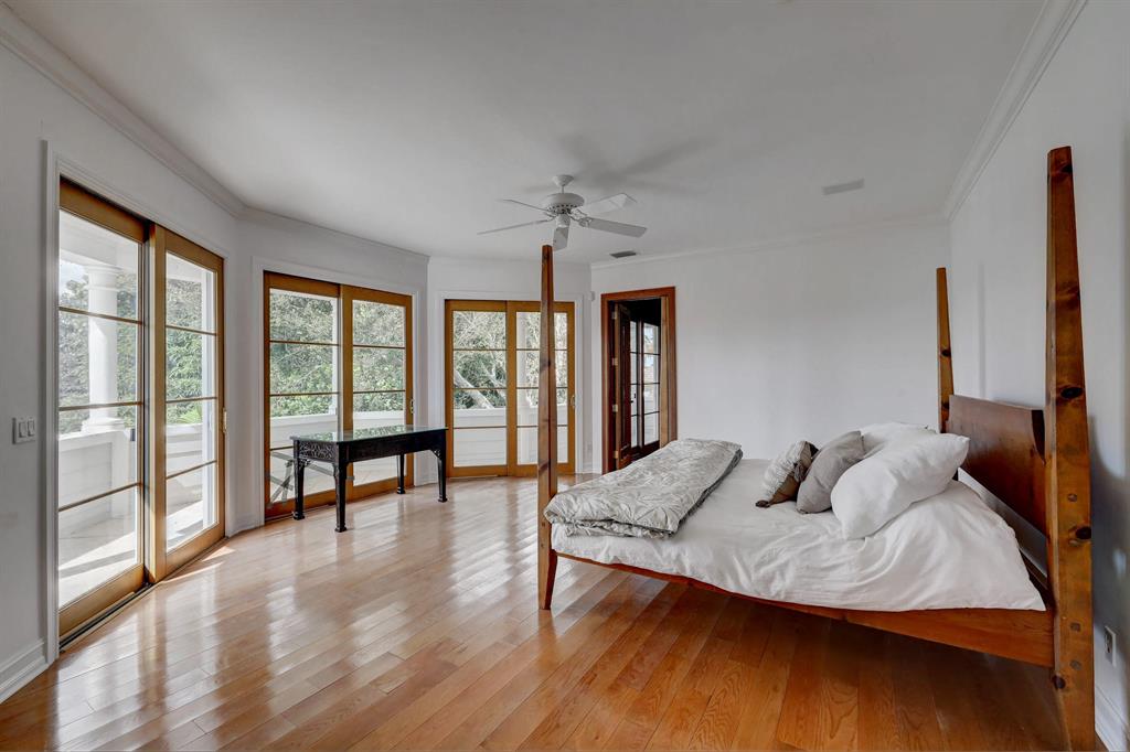 RIVERSIDE ON THE LOXAHATCHEE - Residential