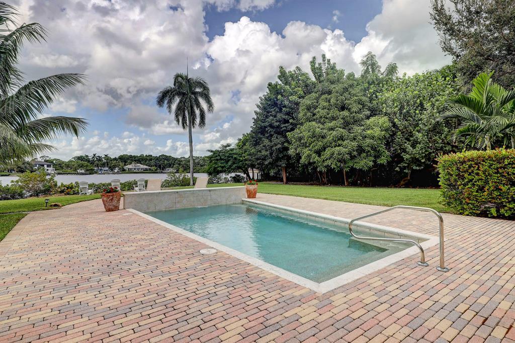 RIVERSIDE ON THE LOXAHATCHEE - Residential