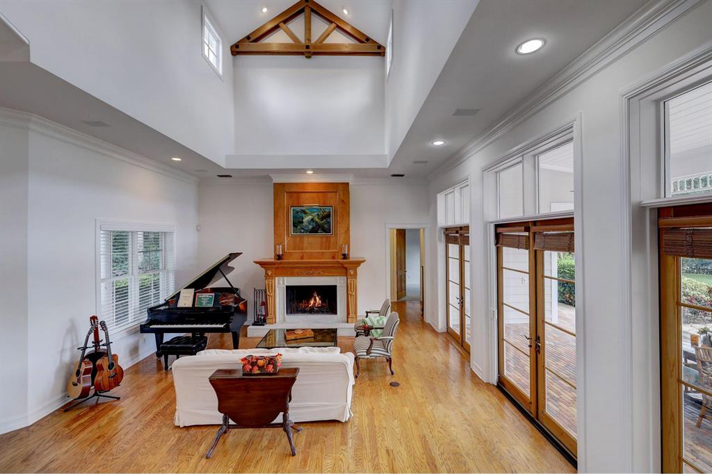 RIVERSIDE ON THE LOXAHATCHEE - Residential