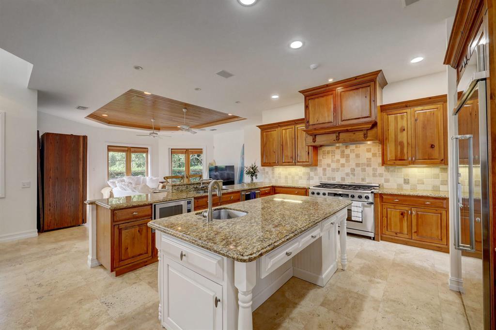 RIVERSIDE ON THE LOXAHATCHEE - Residential