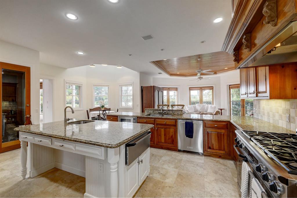 RIVERSIDE ON THE LOXAHATCHEE - Residential